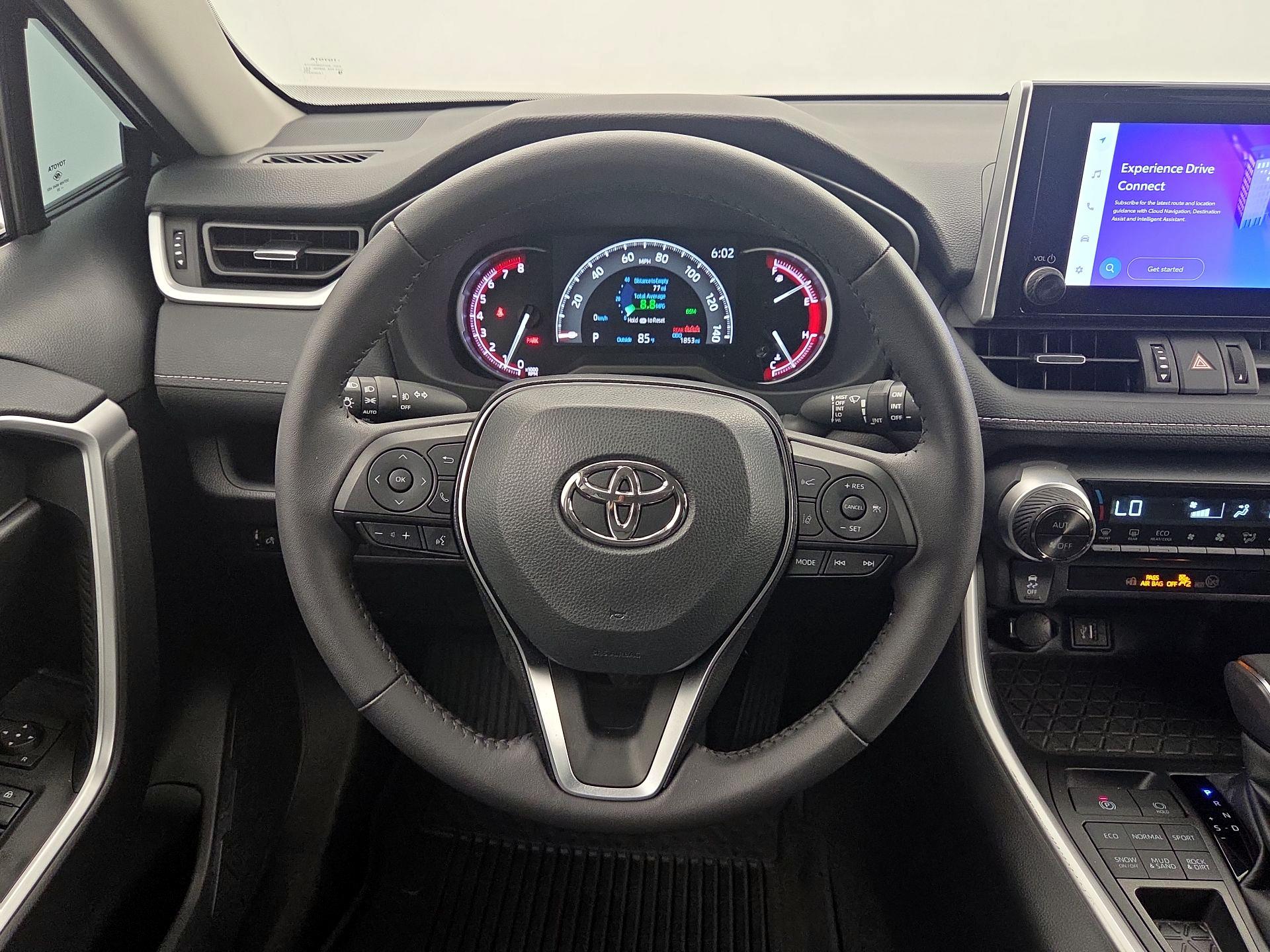 Thumbnail: 2025 Toyota RAV4 - 10