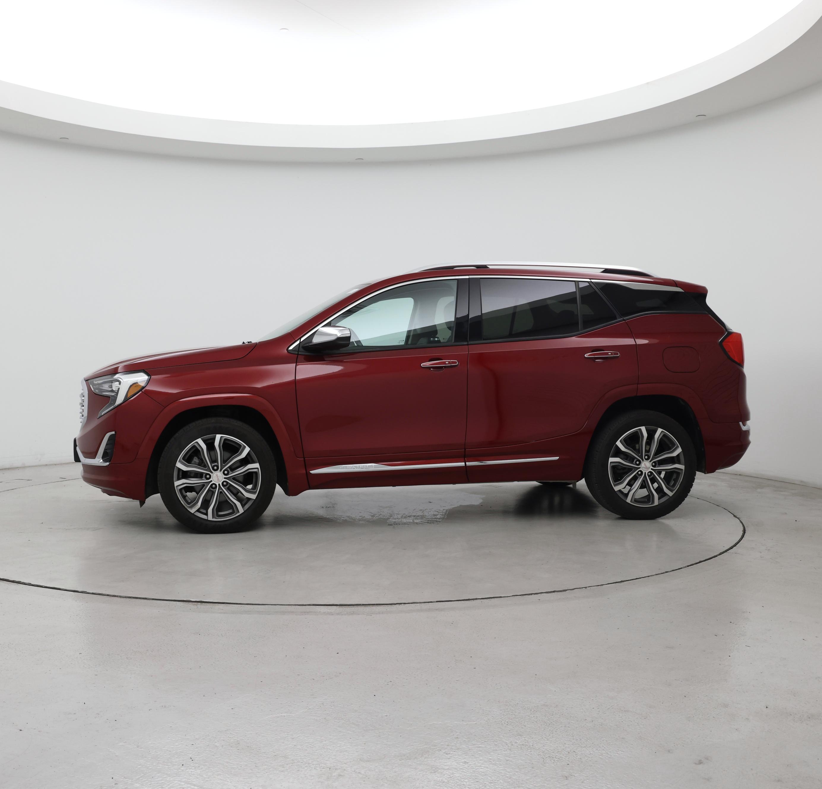 Thumbnail: 2018 GMC Terrain - 3