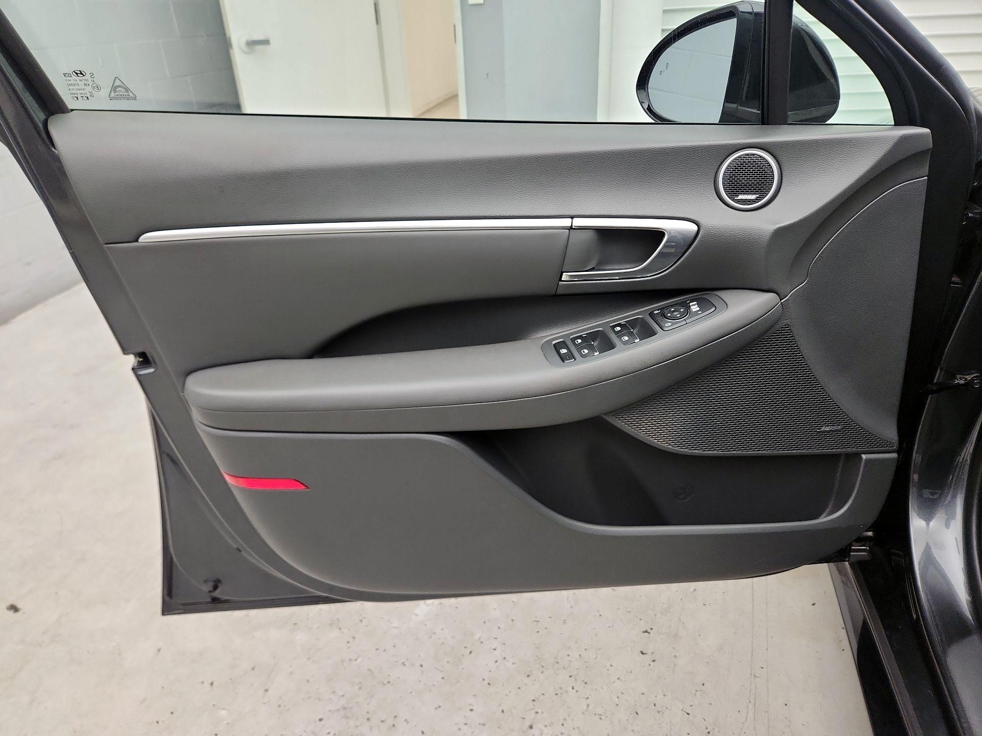 Thumbnail: 2023 Hyundai Sonata - 12