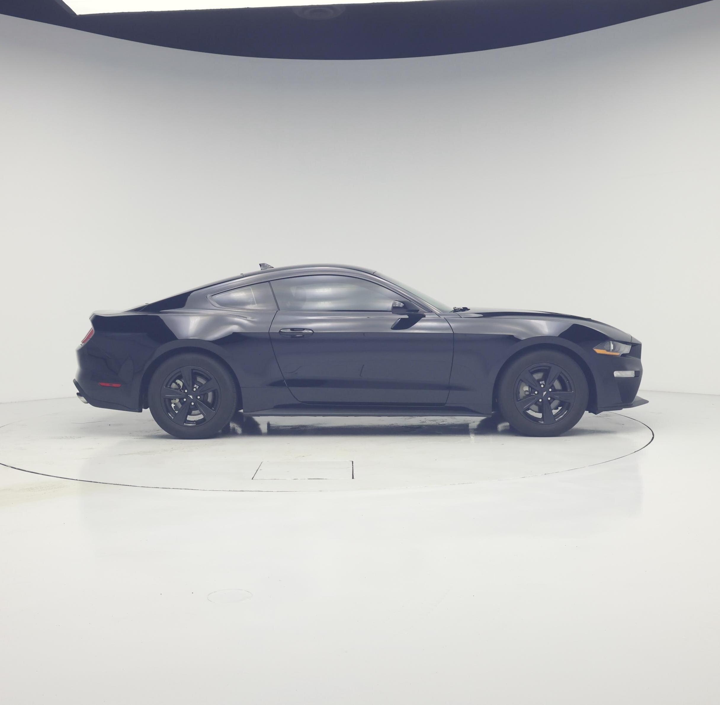 Thumbnail: 2022 Ford Mustang - 7