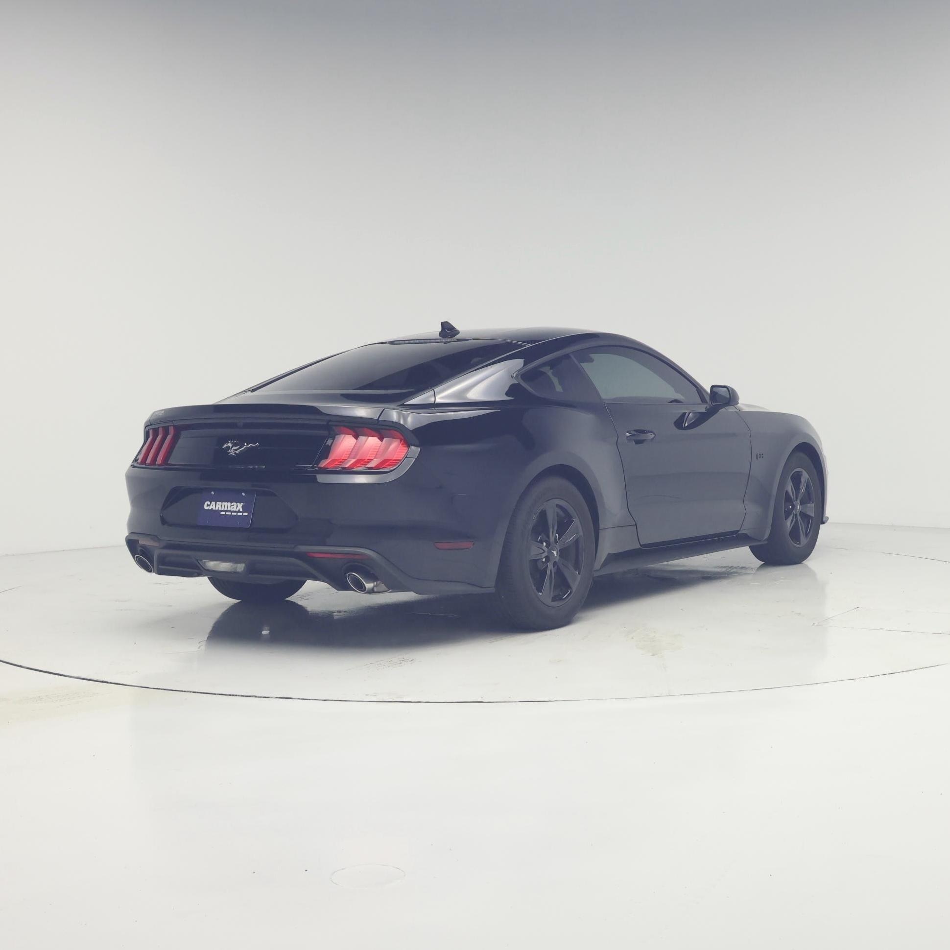 Thumbnail: 2022 Ford Mustang - 8