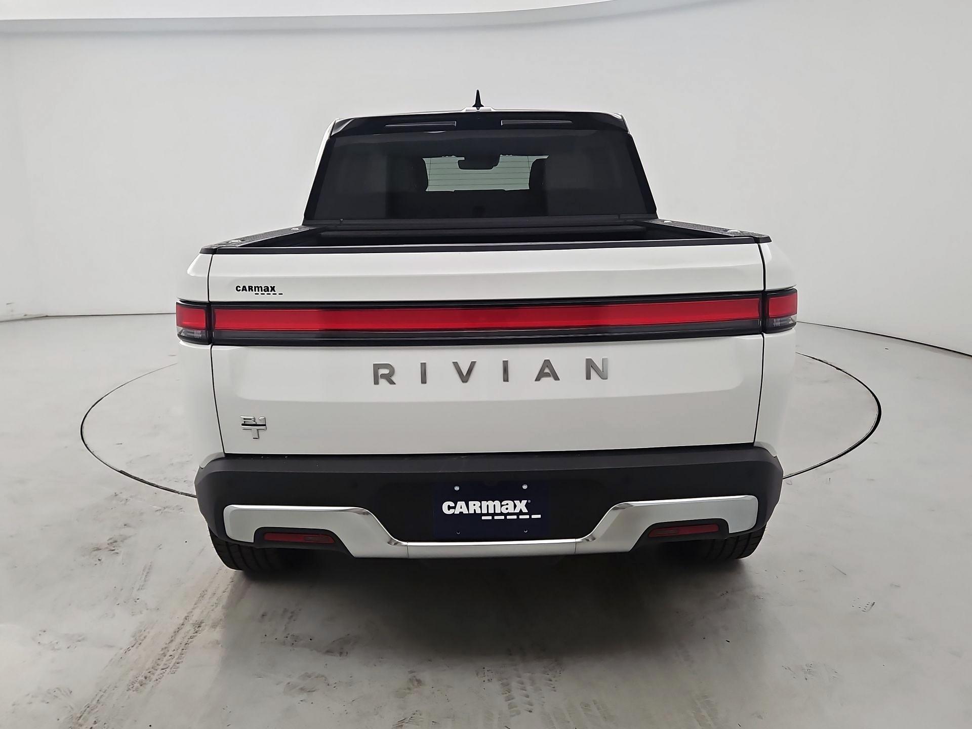 Thumbnail: 2024 Rivian R1T - 6