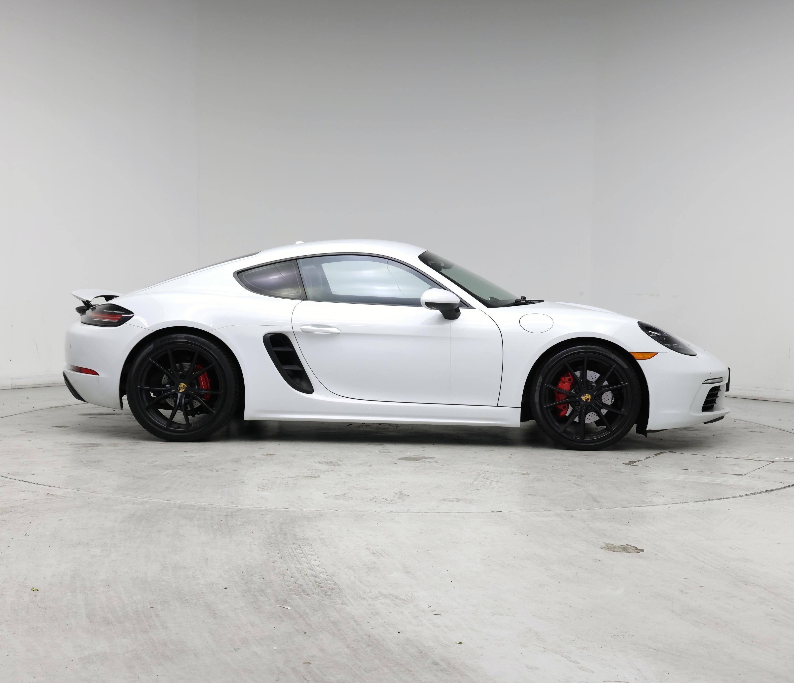 Thumbnail: 2017 Porsche 718 Cayman - 7