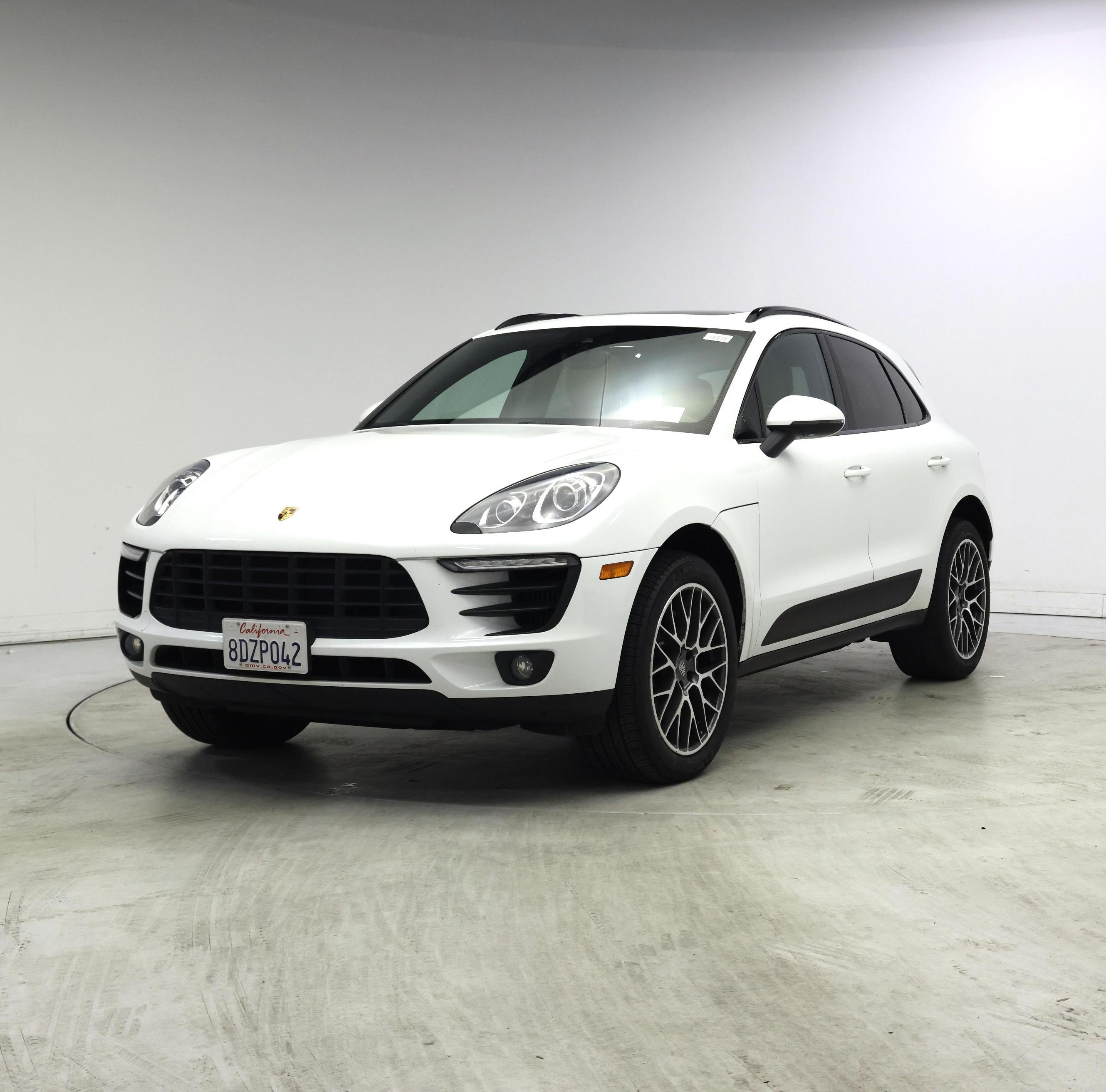 Thumbnail: 2018 Porsche Macan - 4