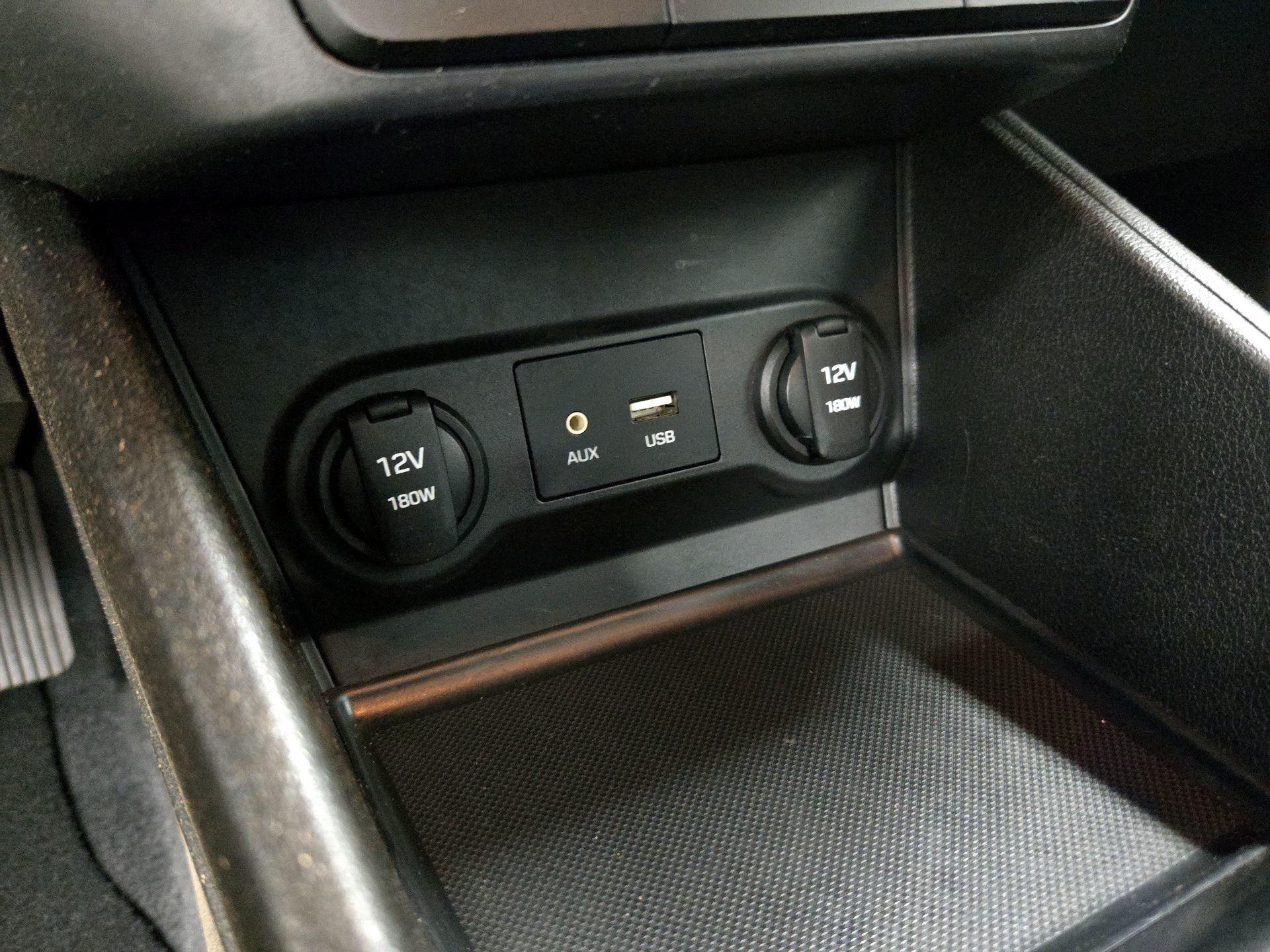 Thumbnail: 2019 Hyundai Accent - 18