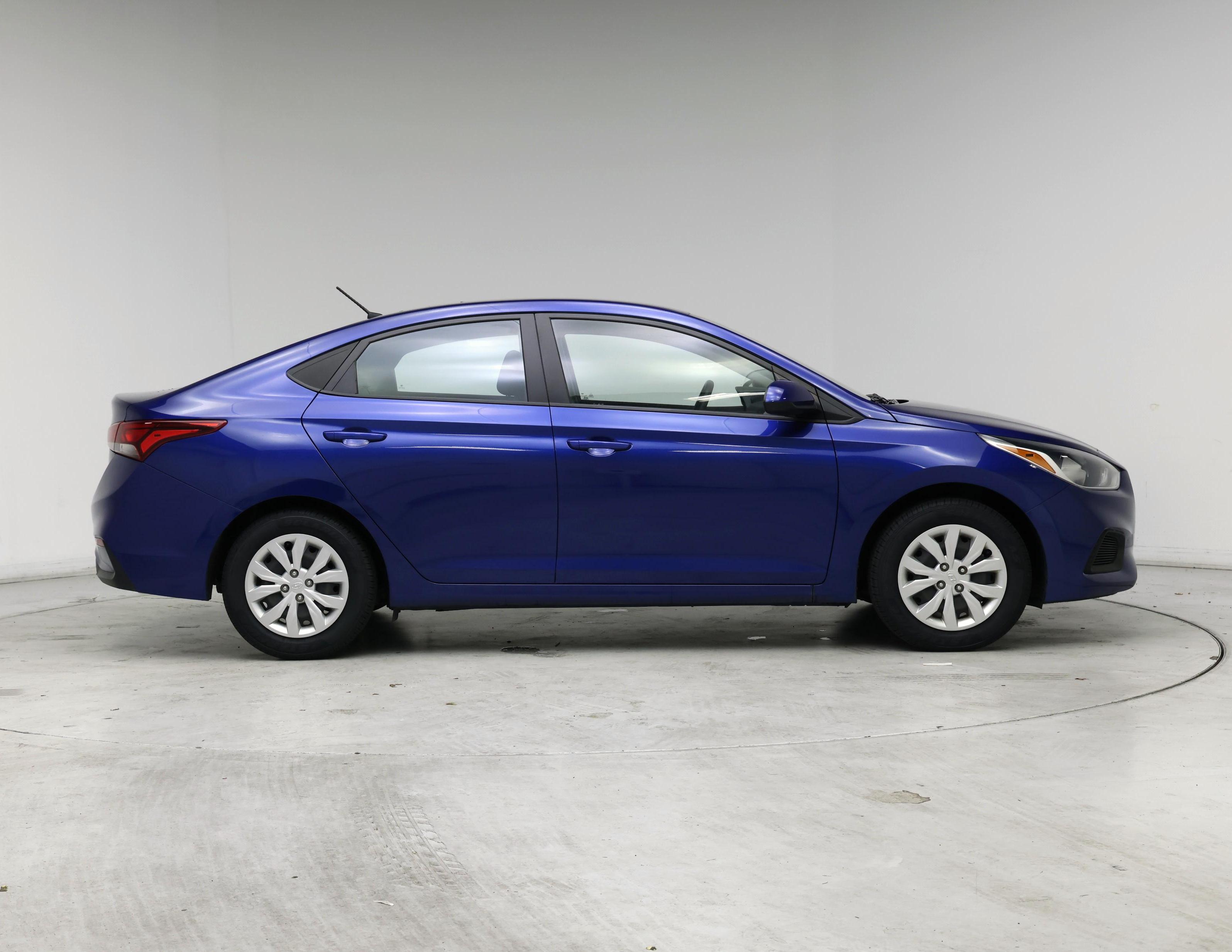 Thumbnail: 2019 Hyundai Accent - 7