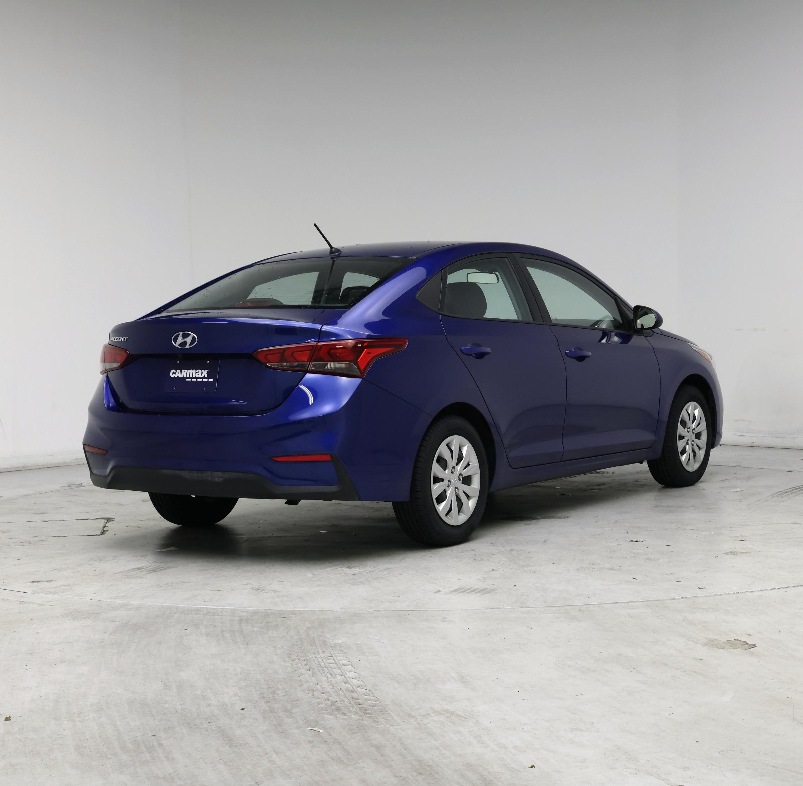 Thumbnail: 2019 Hyundai Accent - 8