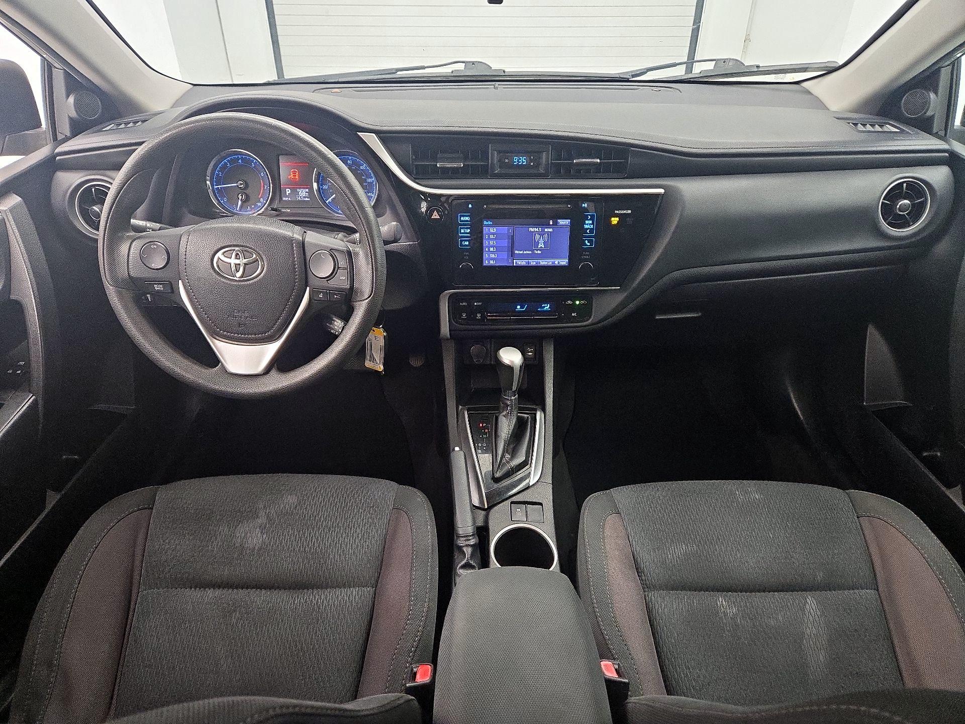 Thumbnail: 2017 Toyota Corolla - 9