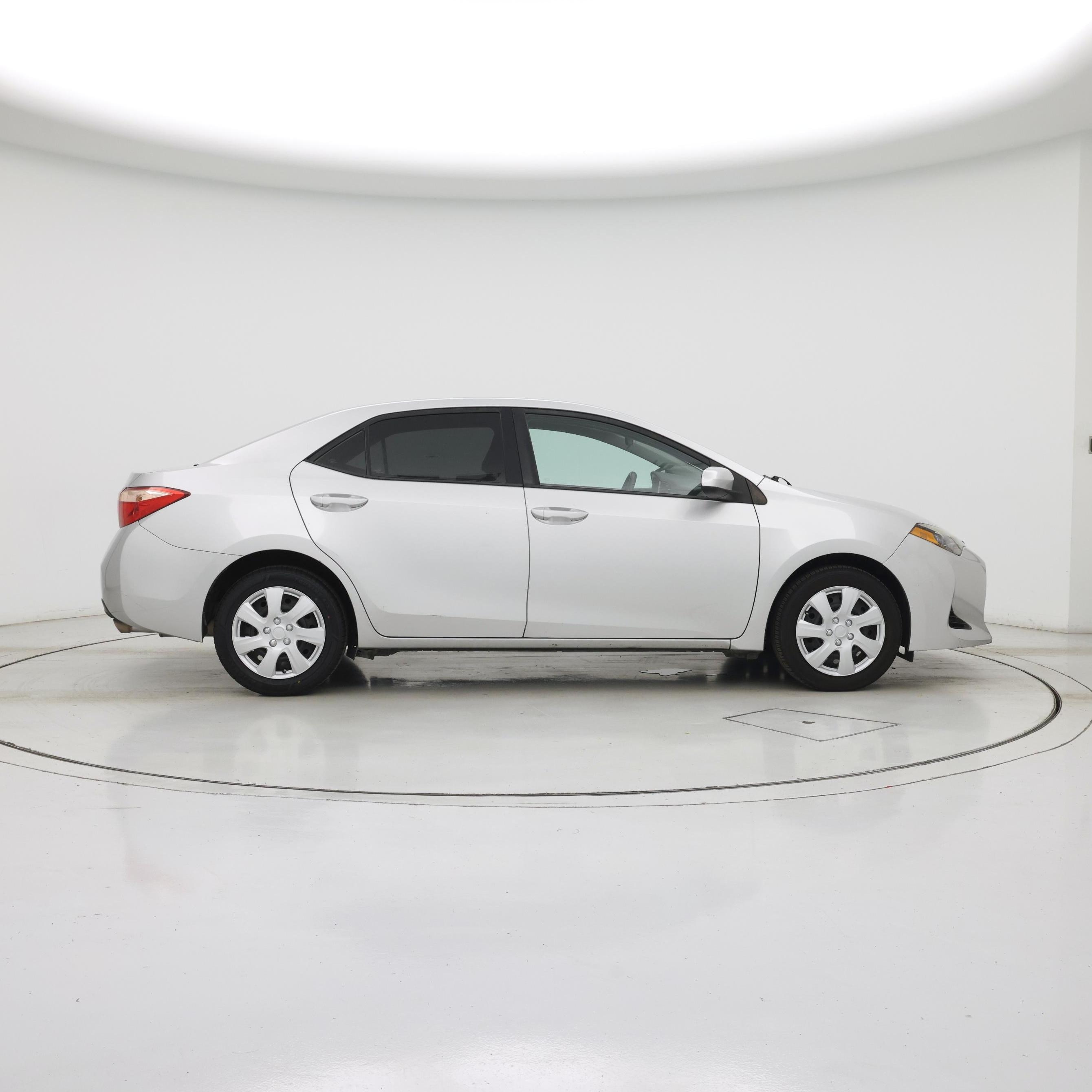 Thumbnail: 2017 Toyota Corolla - 7