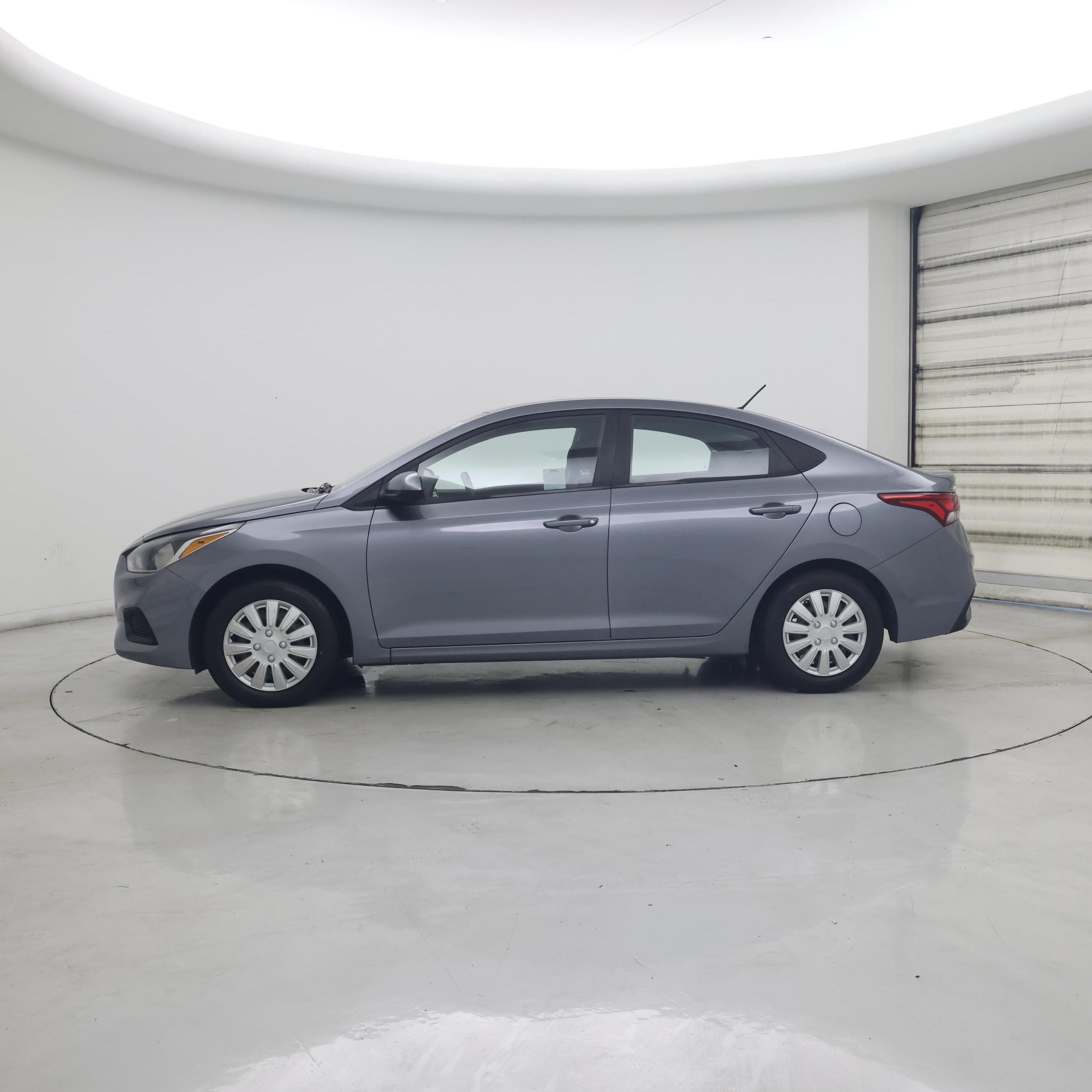 Thumbnail: 2020 Hyundai Accent - 3