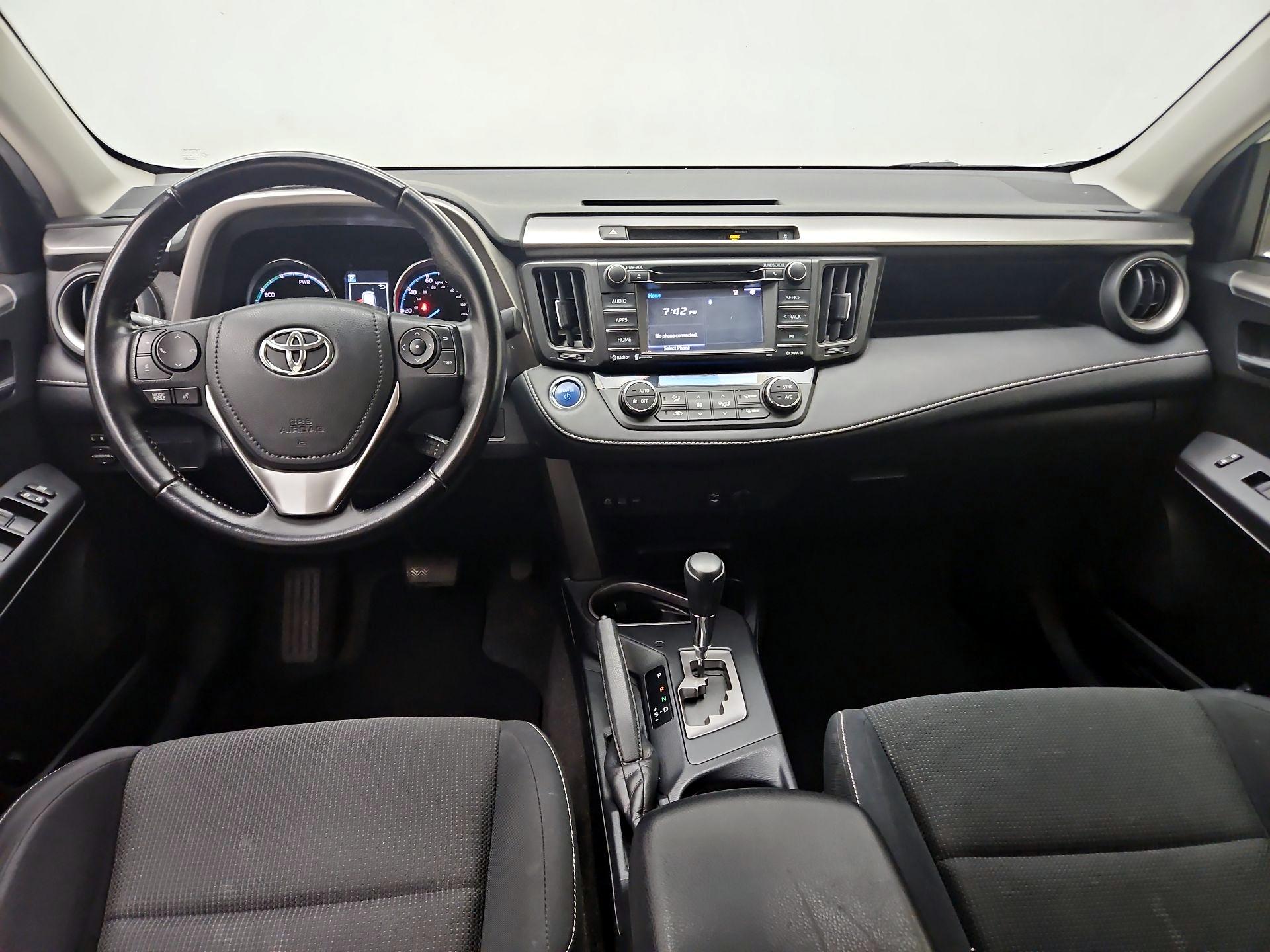 Thumbnail: 2016 Toyota RAV4 - 9