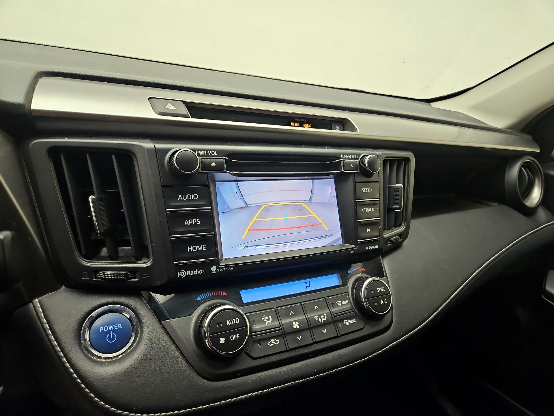 Thumbnail: 2016 Toyota RAV4 - 14