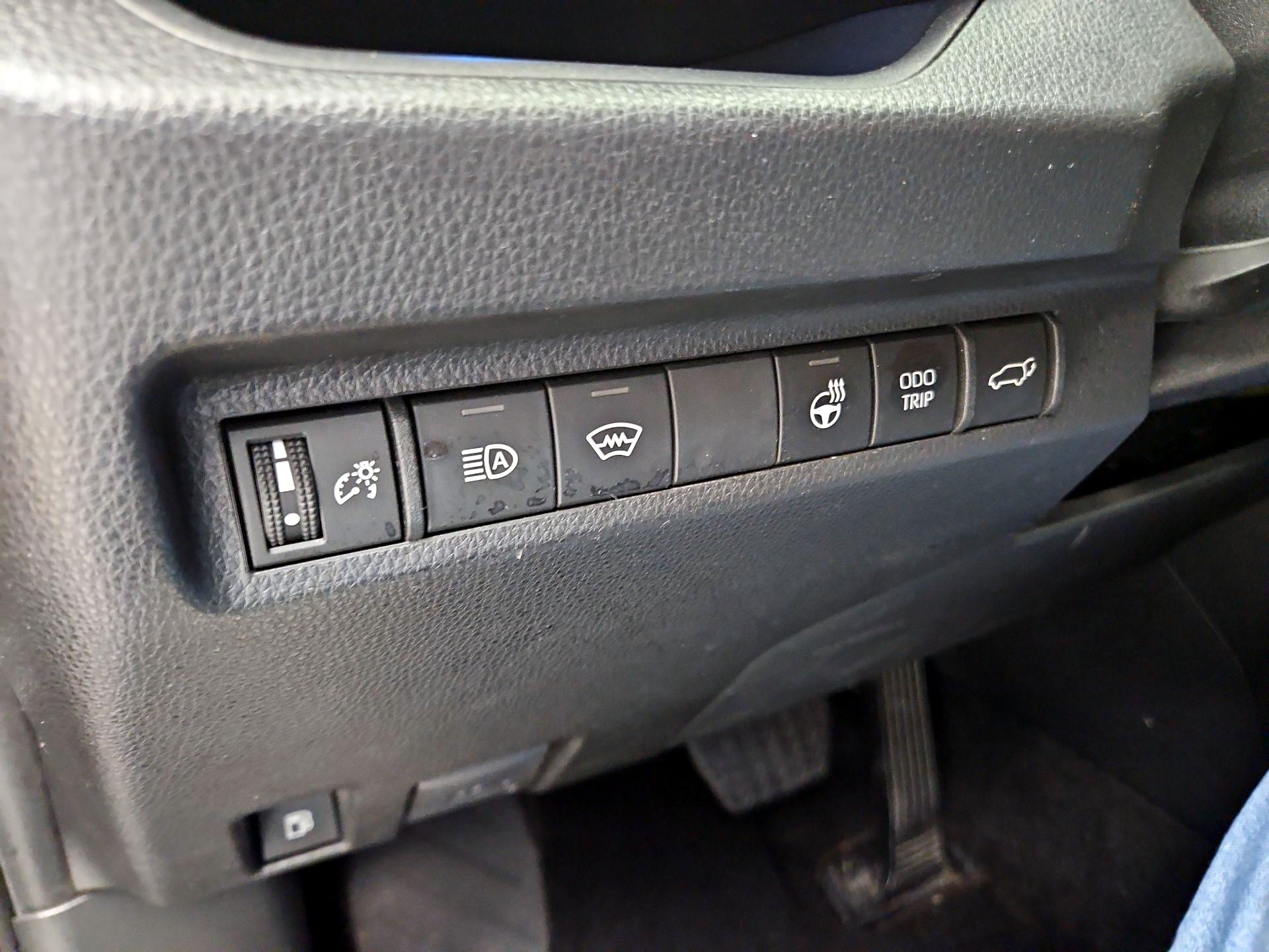 Thumbnail: 2024 Toyota RAV4 - 13