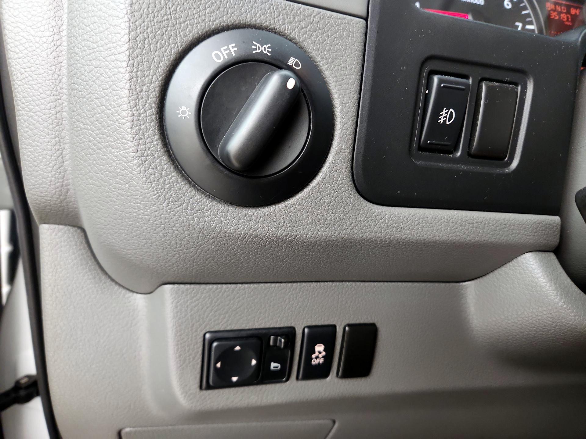 Thumbnail: 2019 Nissan NV - 13