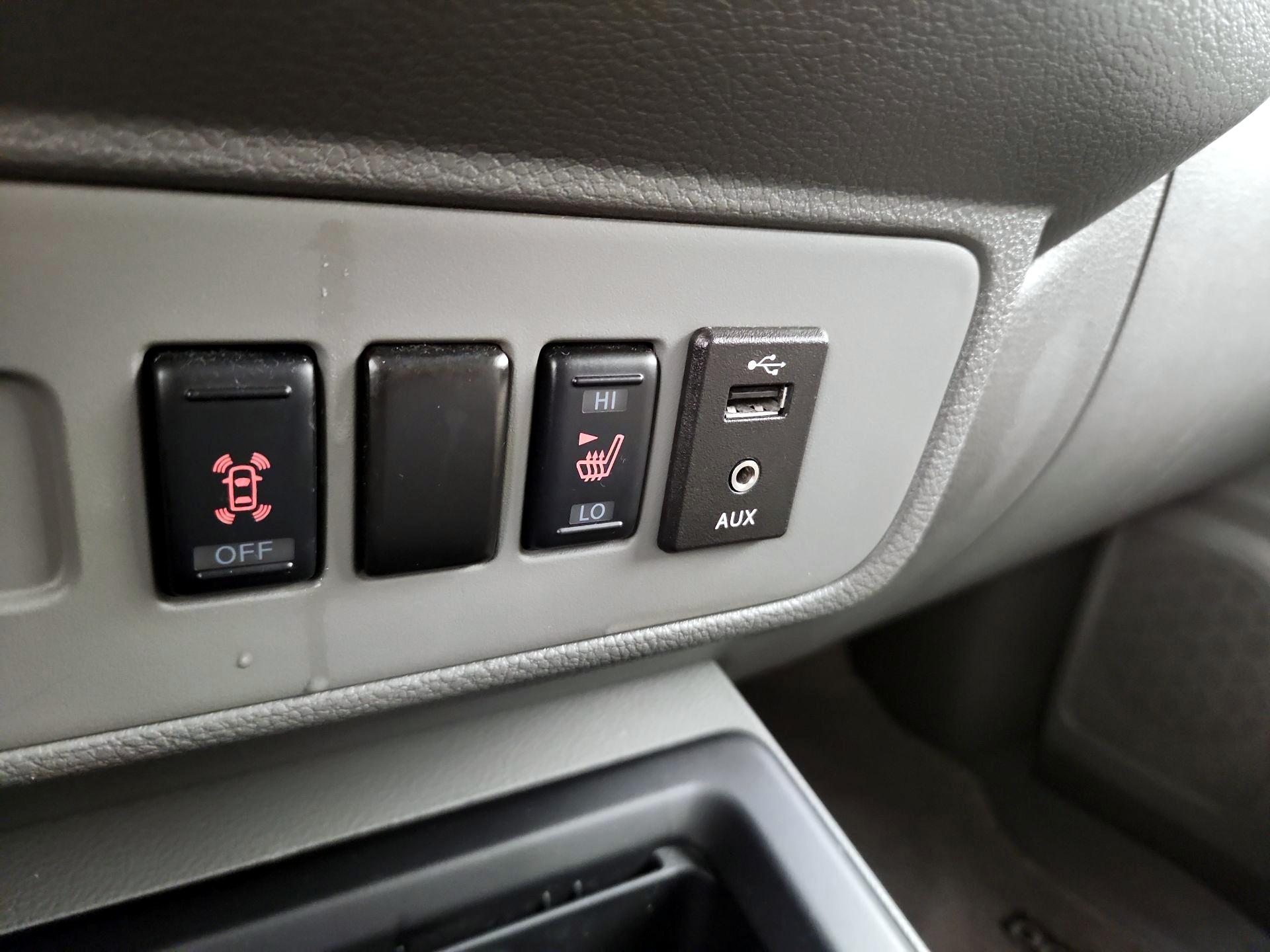 Thumbnail: 2019 Nissan NV - 19