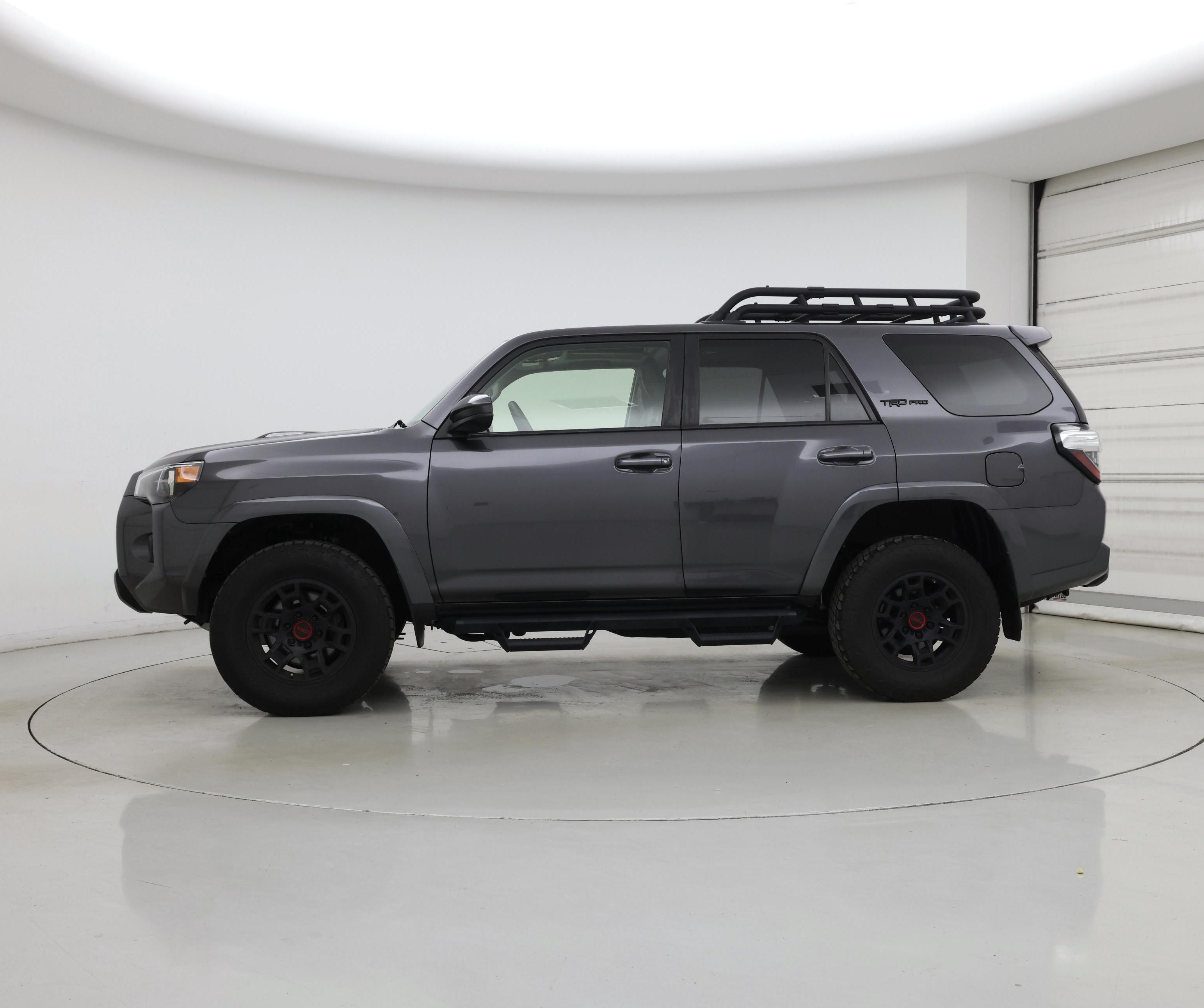 Thumbnail: 2022 Toyota 4Runner - 3