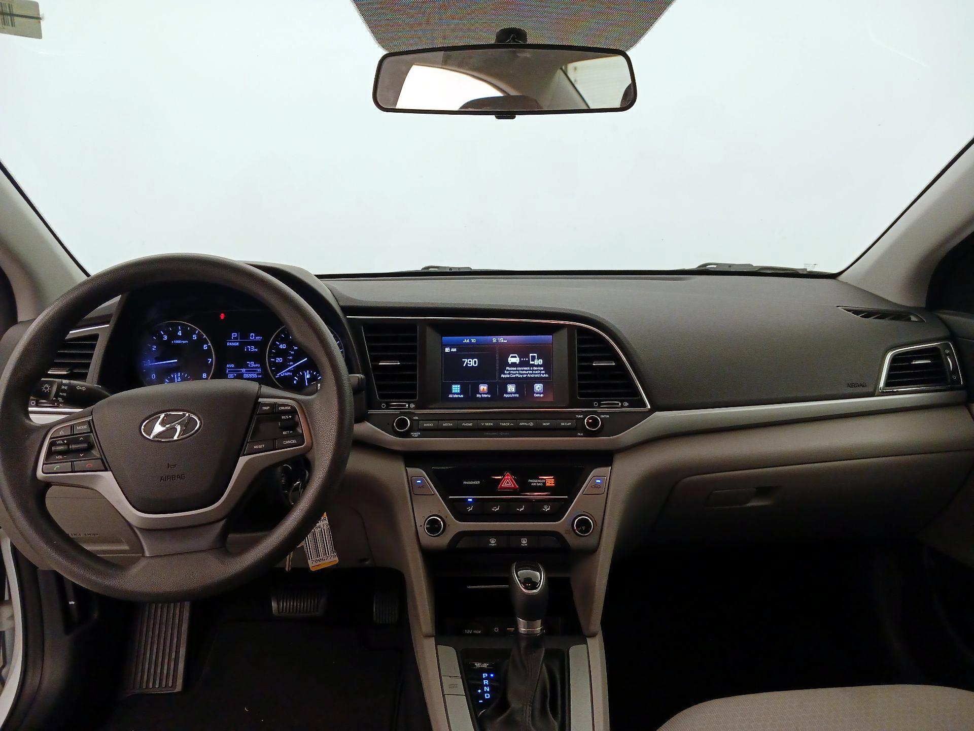Thumbnail: 2017 Hyundai Elantra - 9