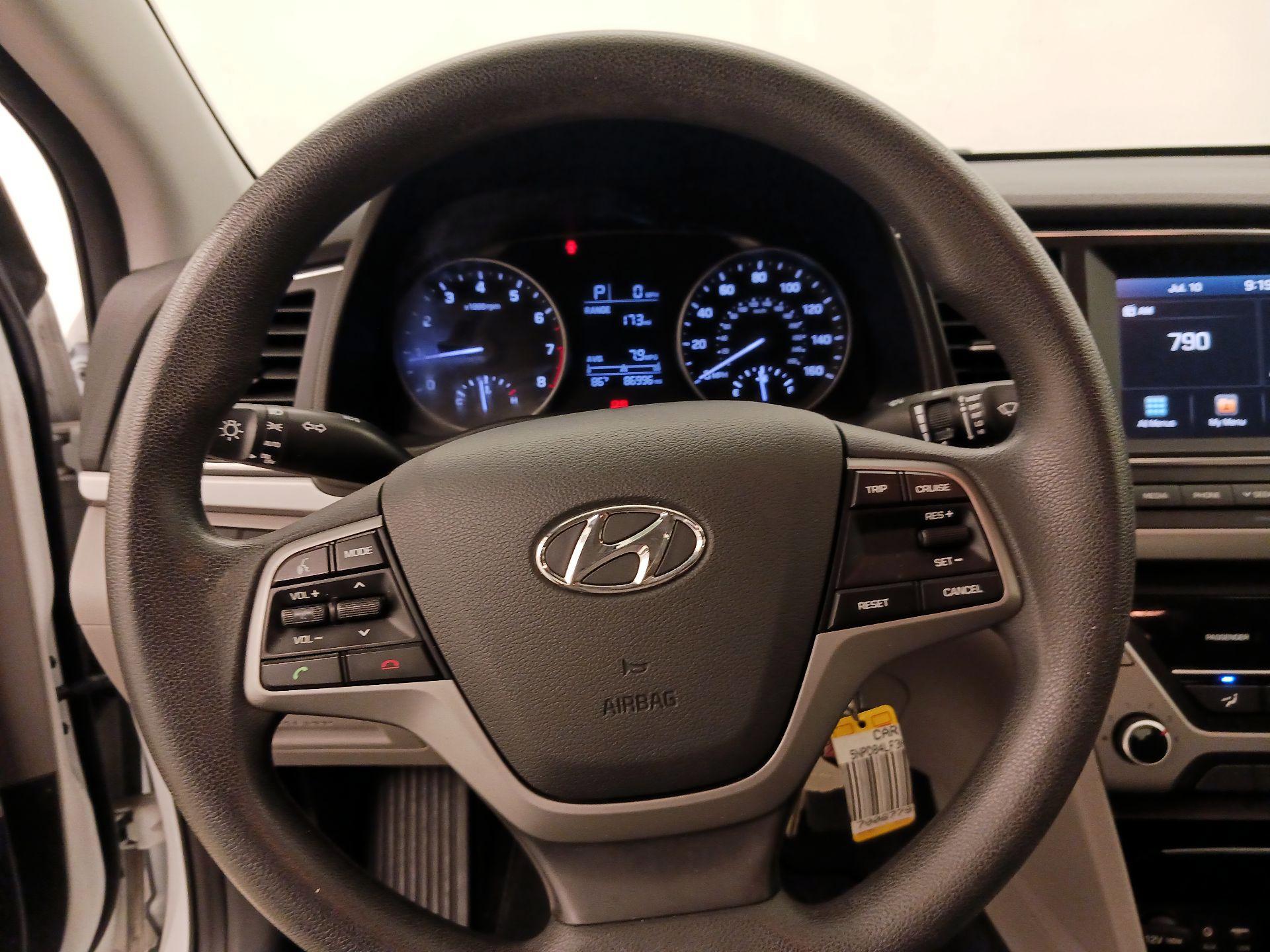 Thumbnail: 2017 Hyundai Elantra - 10