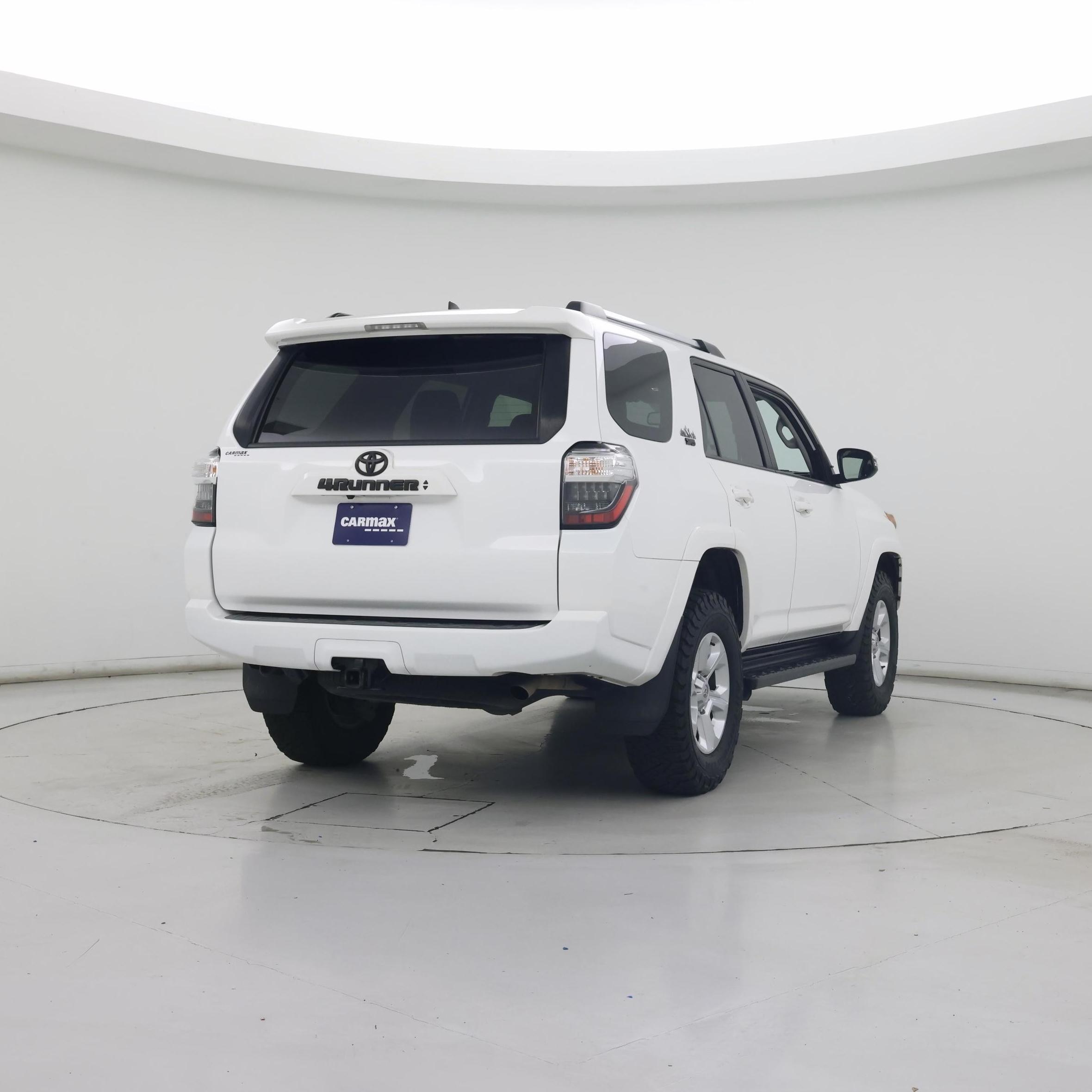 Thumbnail: 2022 Toyota 4Runner - 8