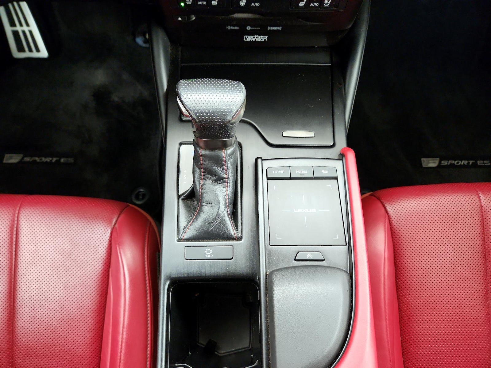 2019 Lexus ES F SPORT - Photo 17