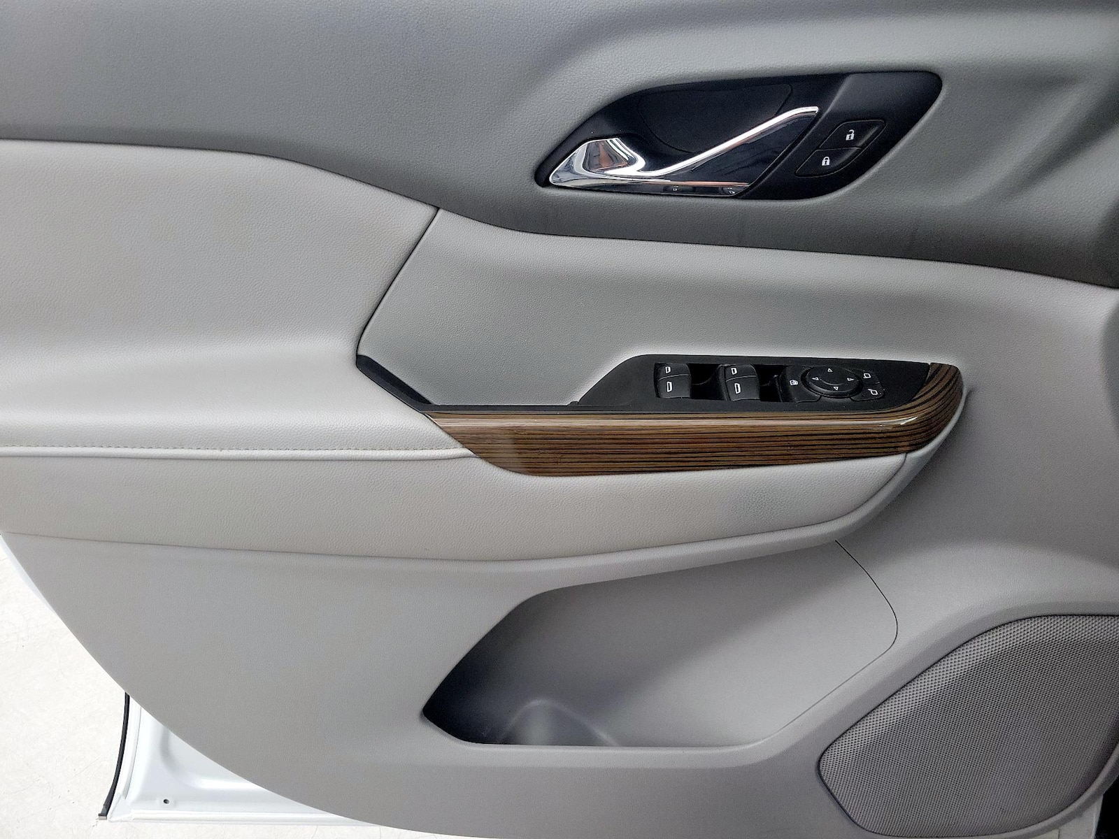 2018 GMC Acadia SLE-1 - Photo 13