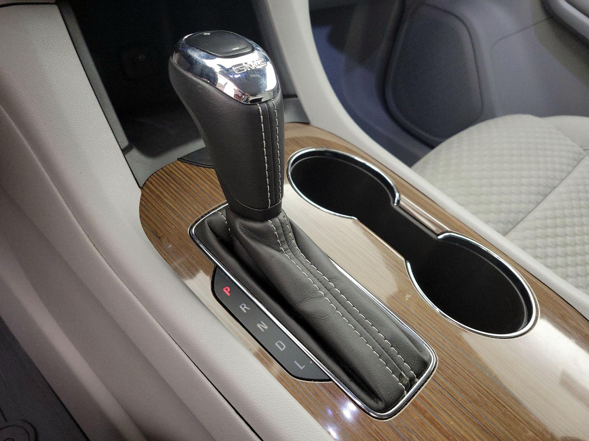 Thumbnail: 2018 GMC Acadia - 17