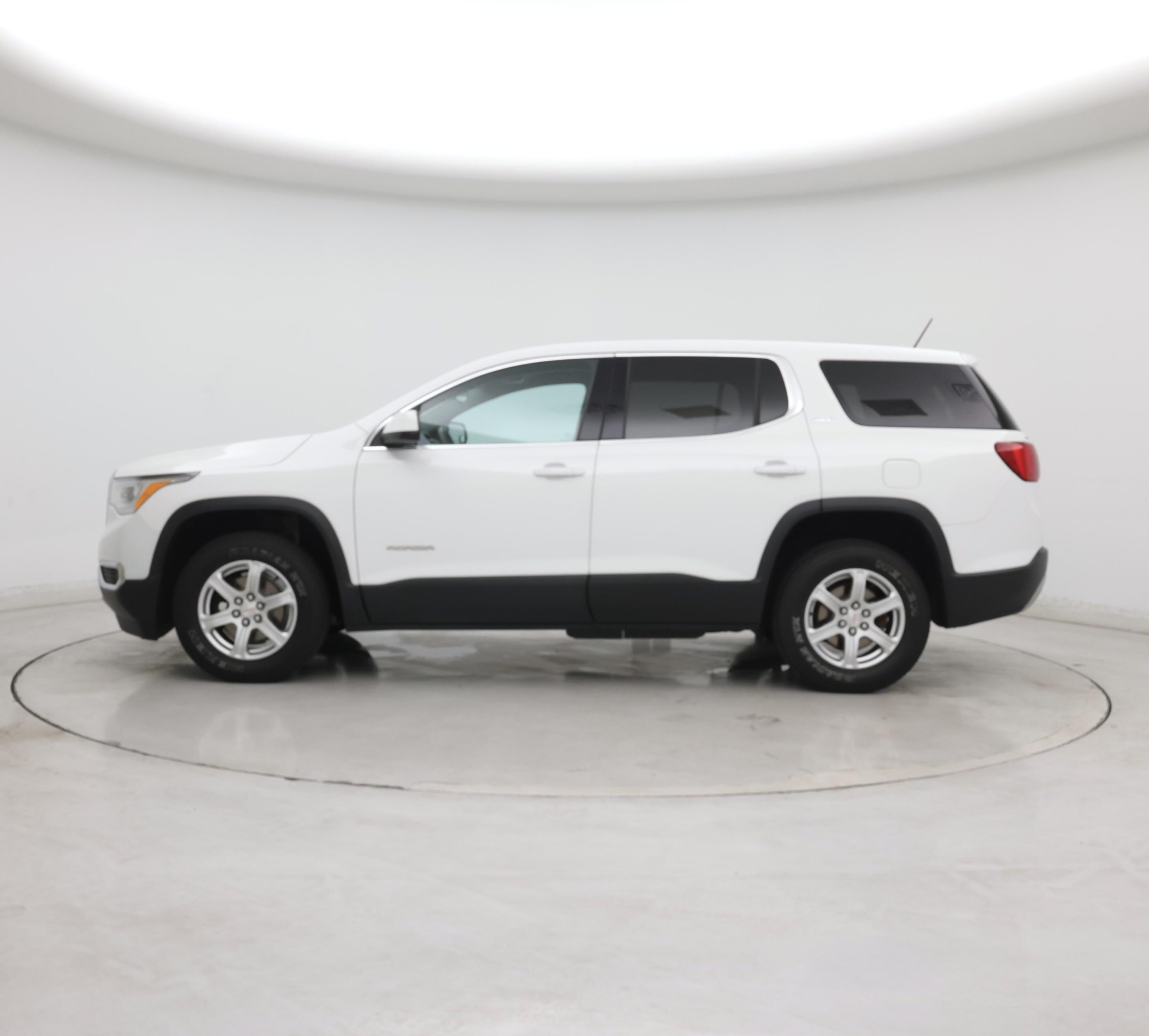 Thumbnail: 2018 GMC Acadia - 3