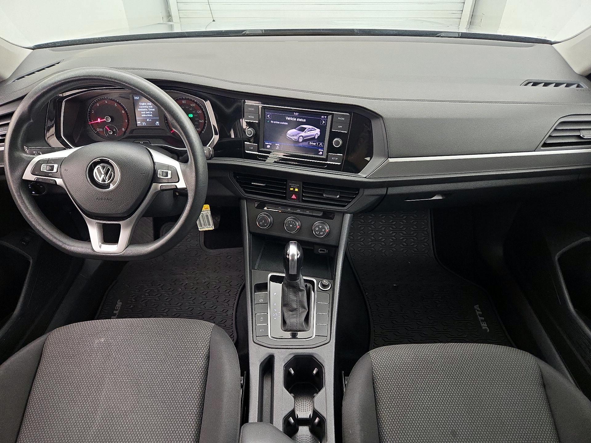 Thumbnail: 2019 Volkswagen Jetta - 9