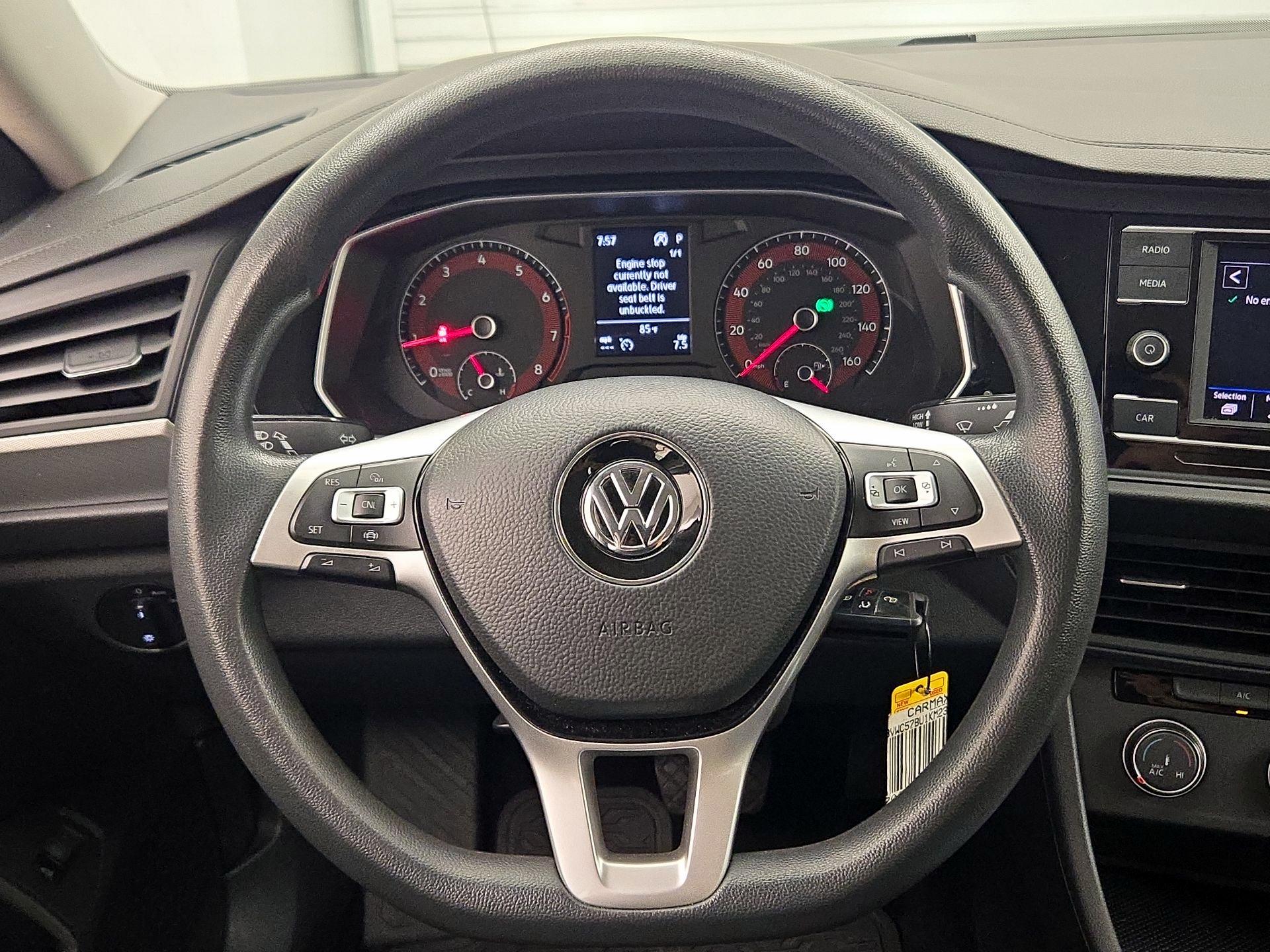 Thumbnail: 2019 Volkswagen Jetta - 10