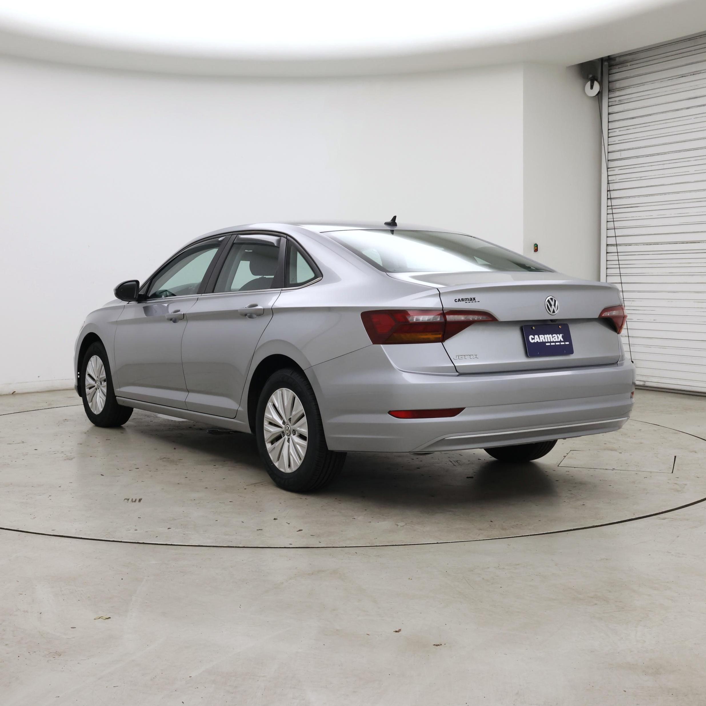 Thumbnail: 2019 Volkswagen Jetta - 2
