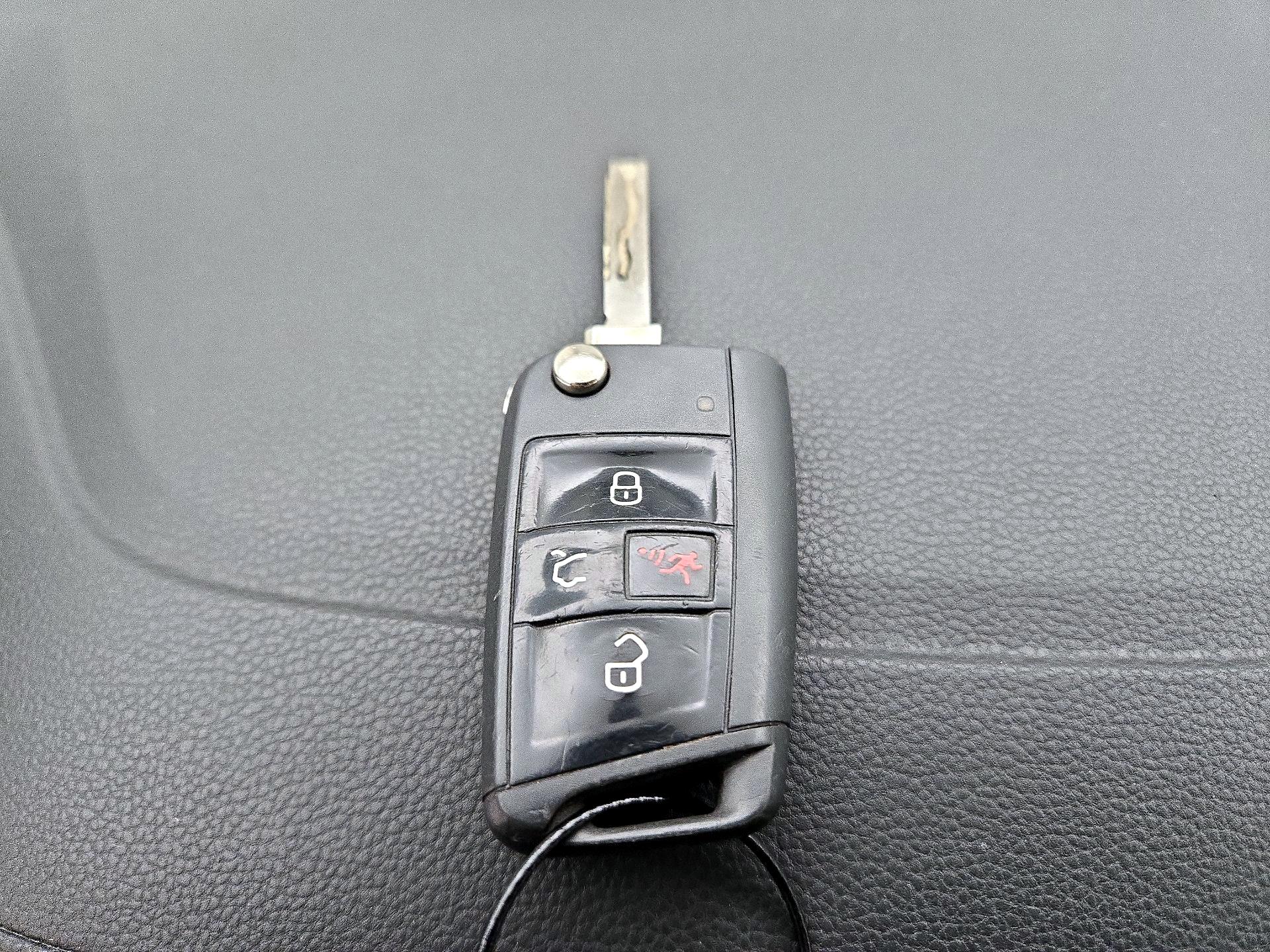 Thumbnail: 2019 Volkswagen Jetta - 19