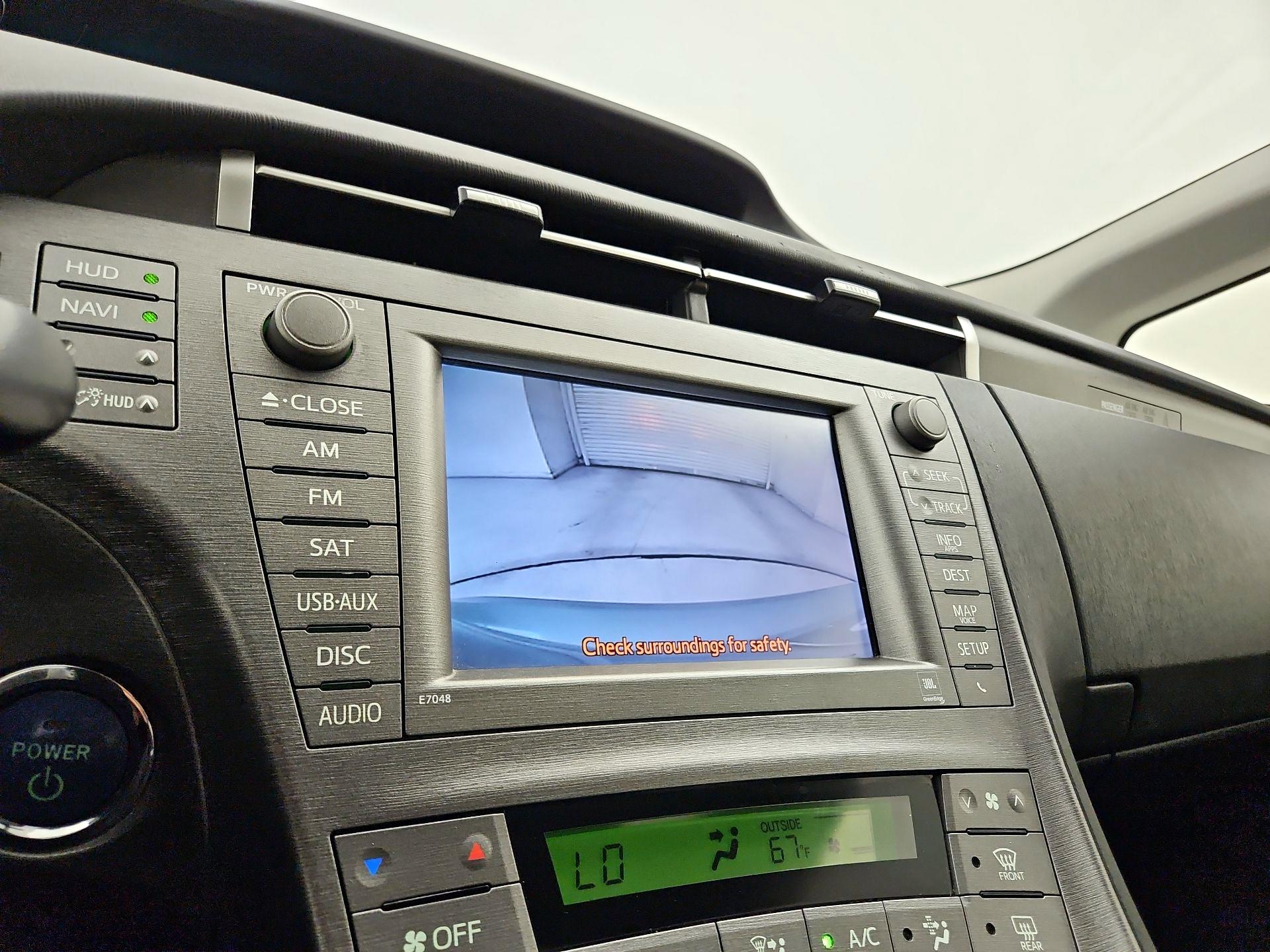 Thumbnail: 2015 Toyota Prius - 15