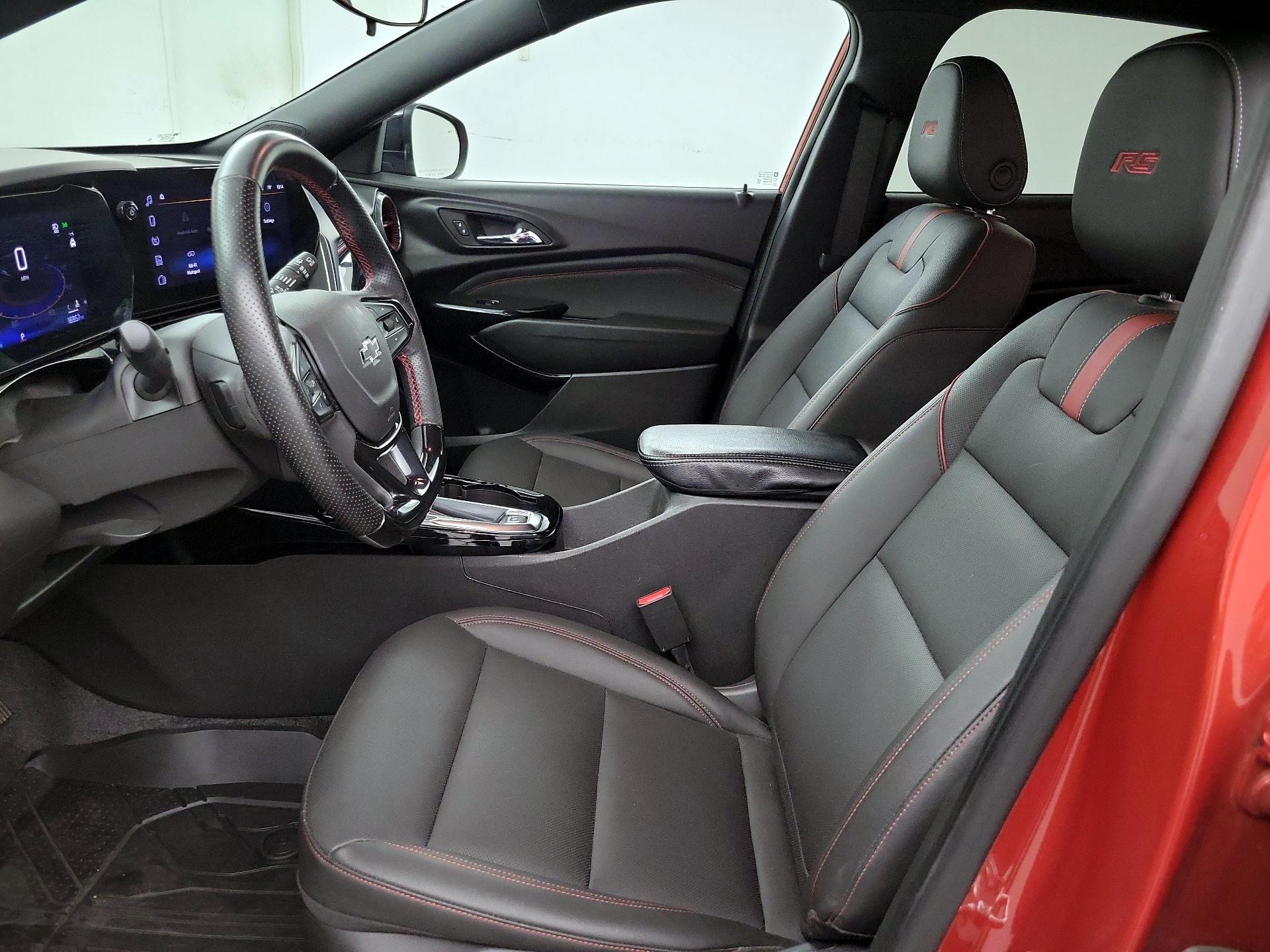Thumbnail: 2024 Chevrolet Trax - 11