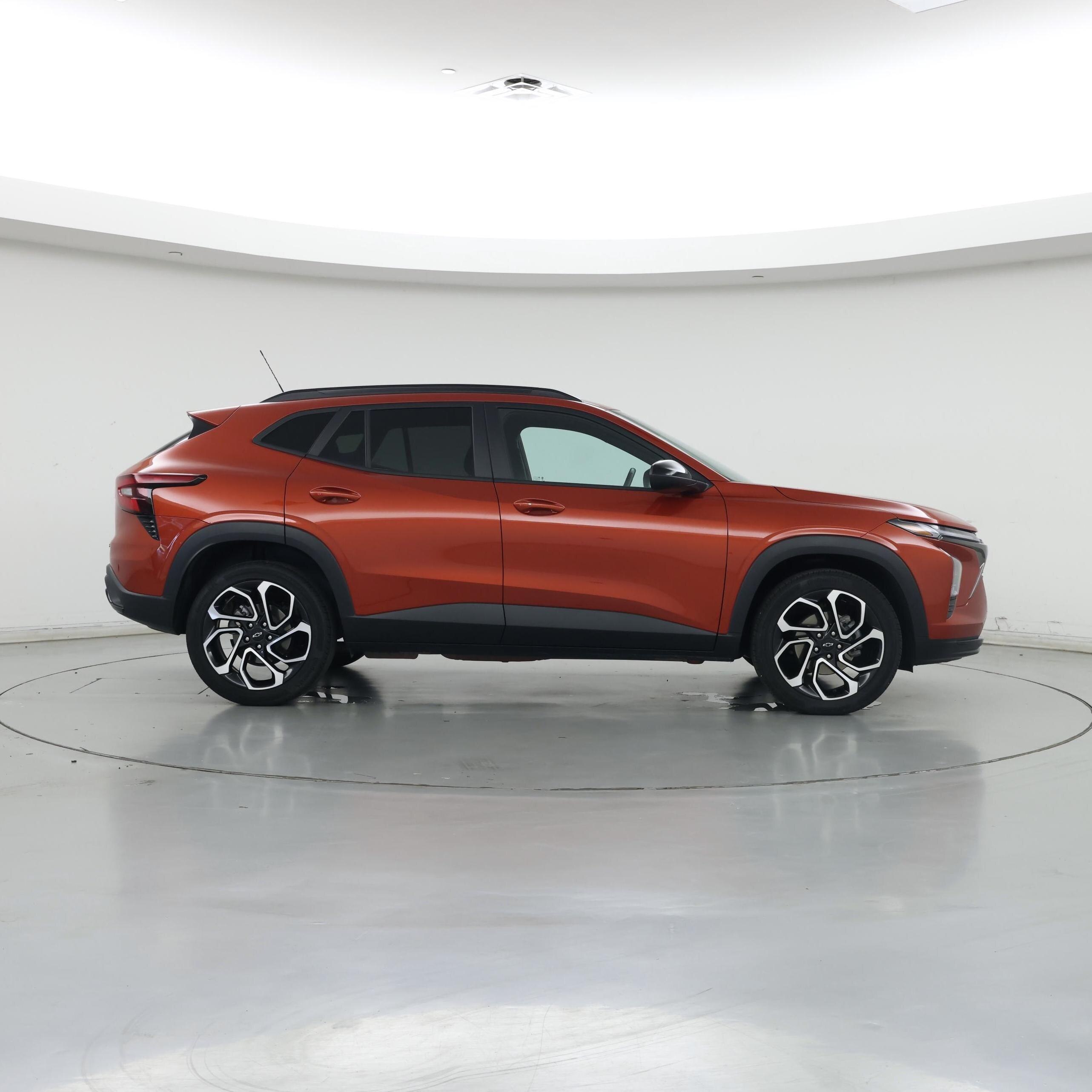 Thumbnail: 2024 Chevrolet Trax - 7