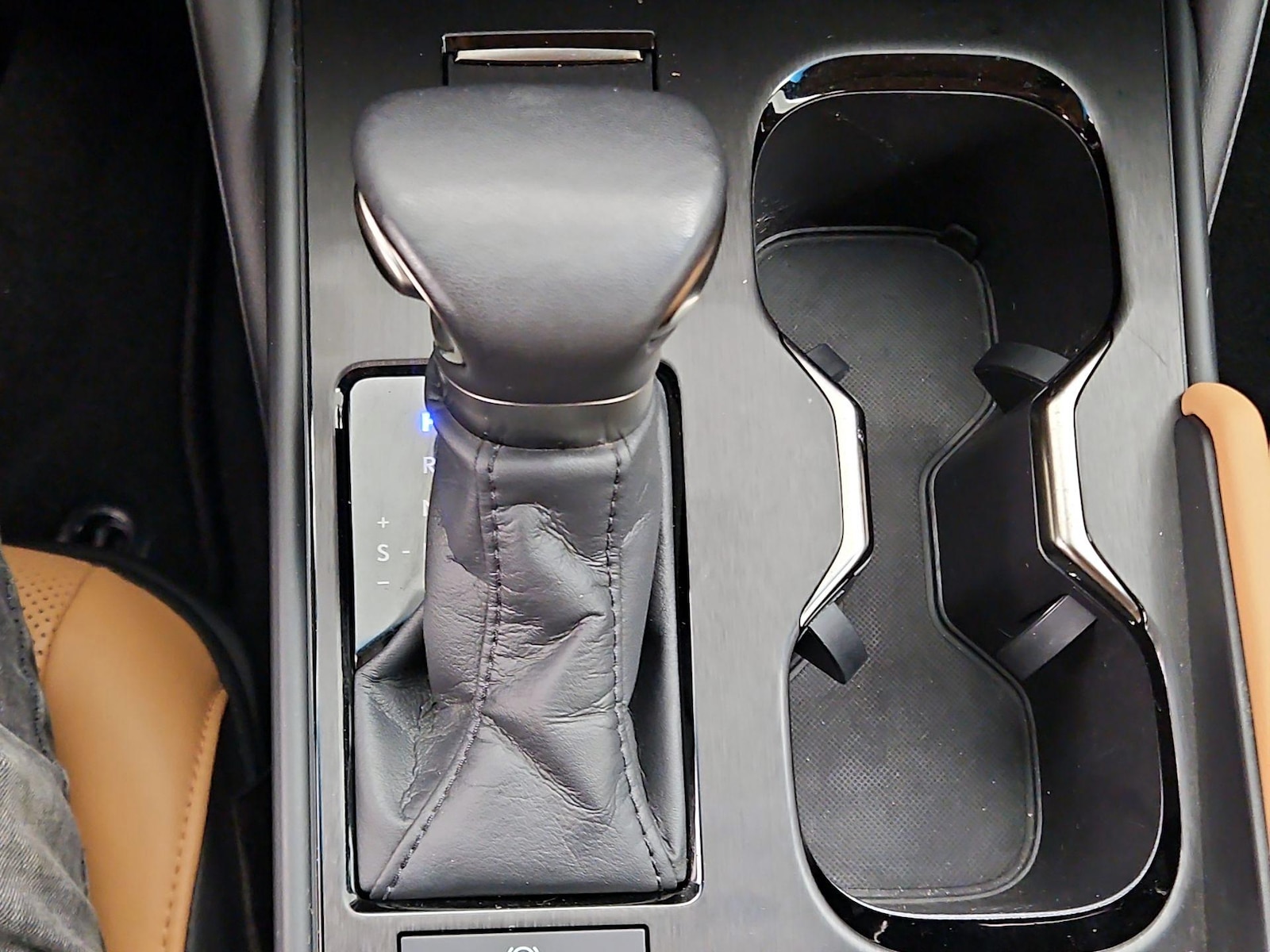 2023 Lexus ES 350 - Photo 19