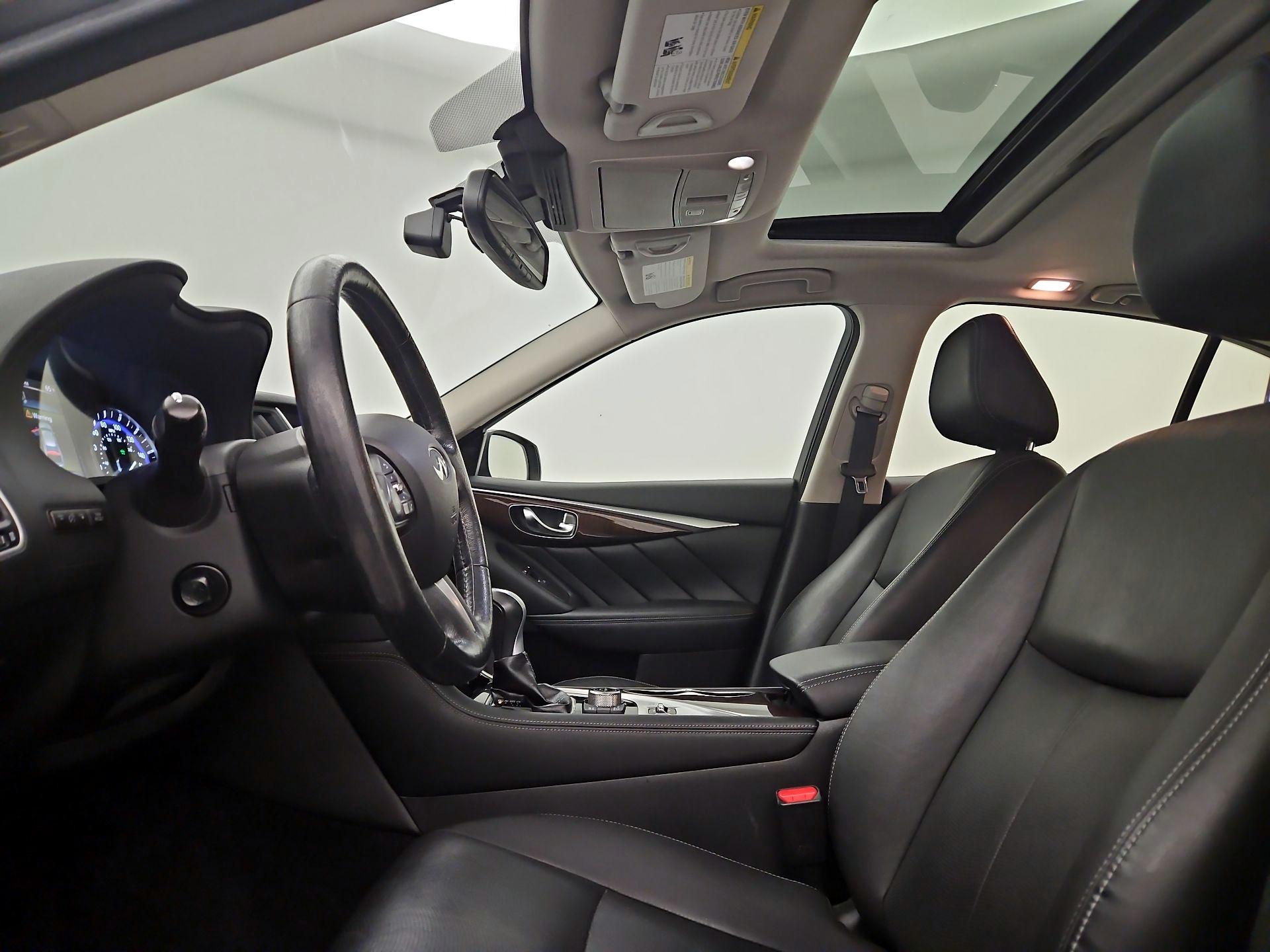 Thumbnail: 2016 INFINITI Q50 - 20
