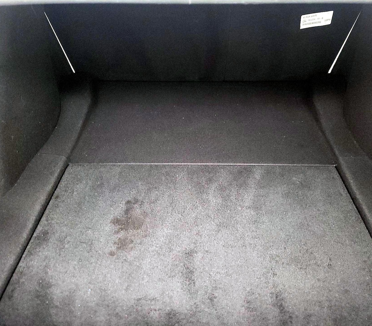 Trunk/Cargo (Seats Up)