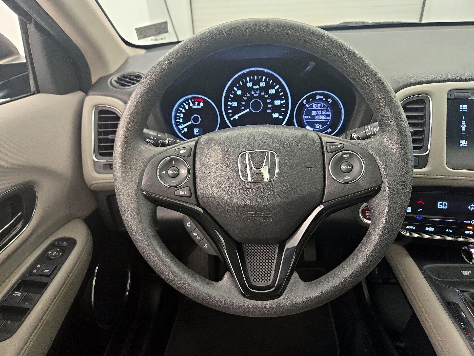 Thumbnail: 2016 Honda HR-V - 10