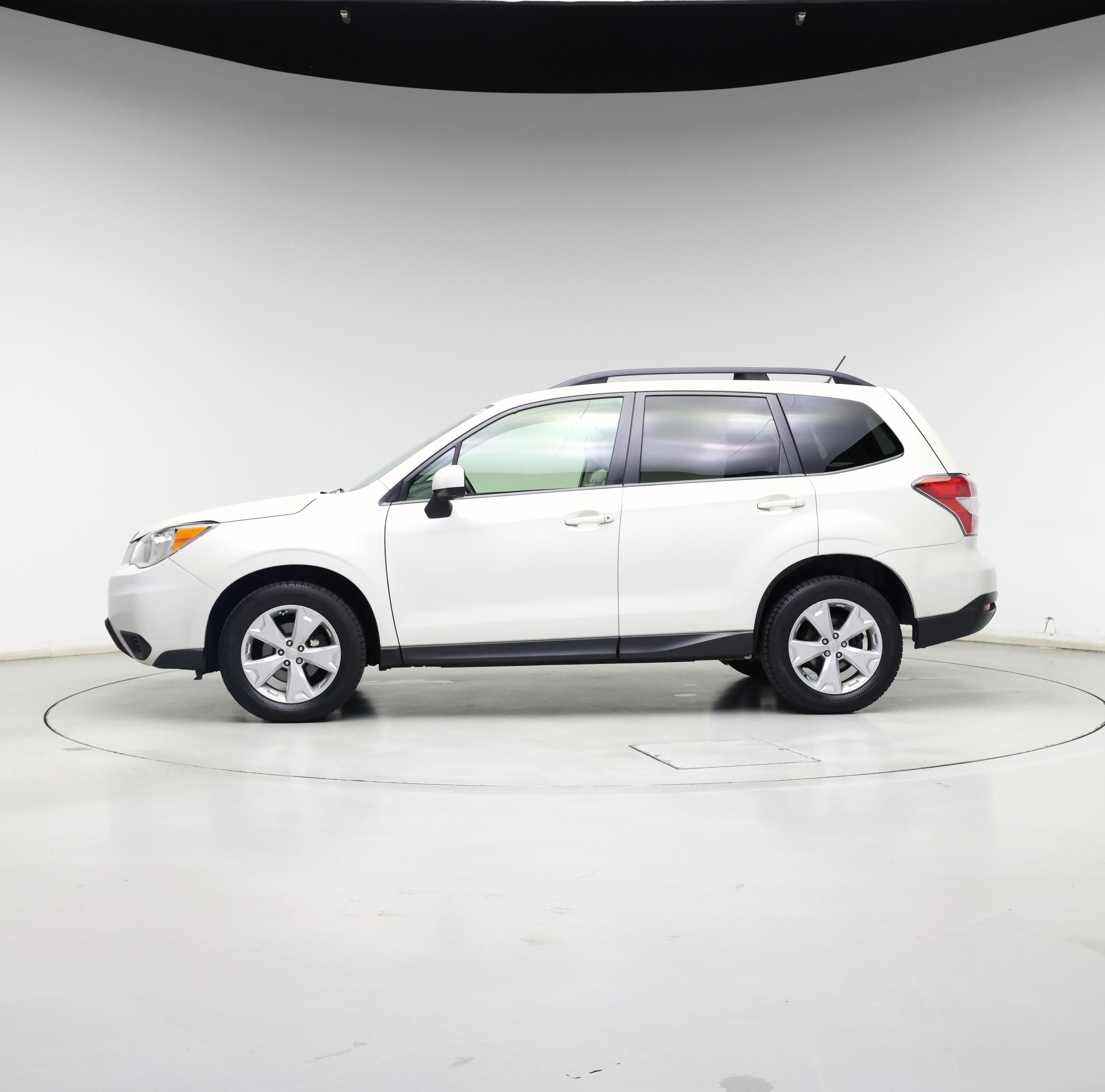 Thumbnail: 2015 Subaru Forester - 3