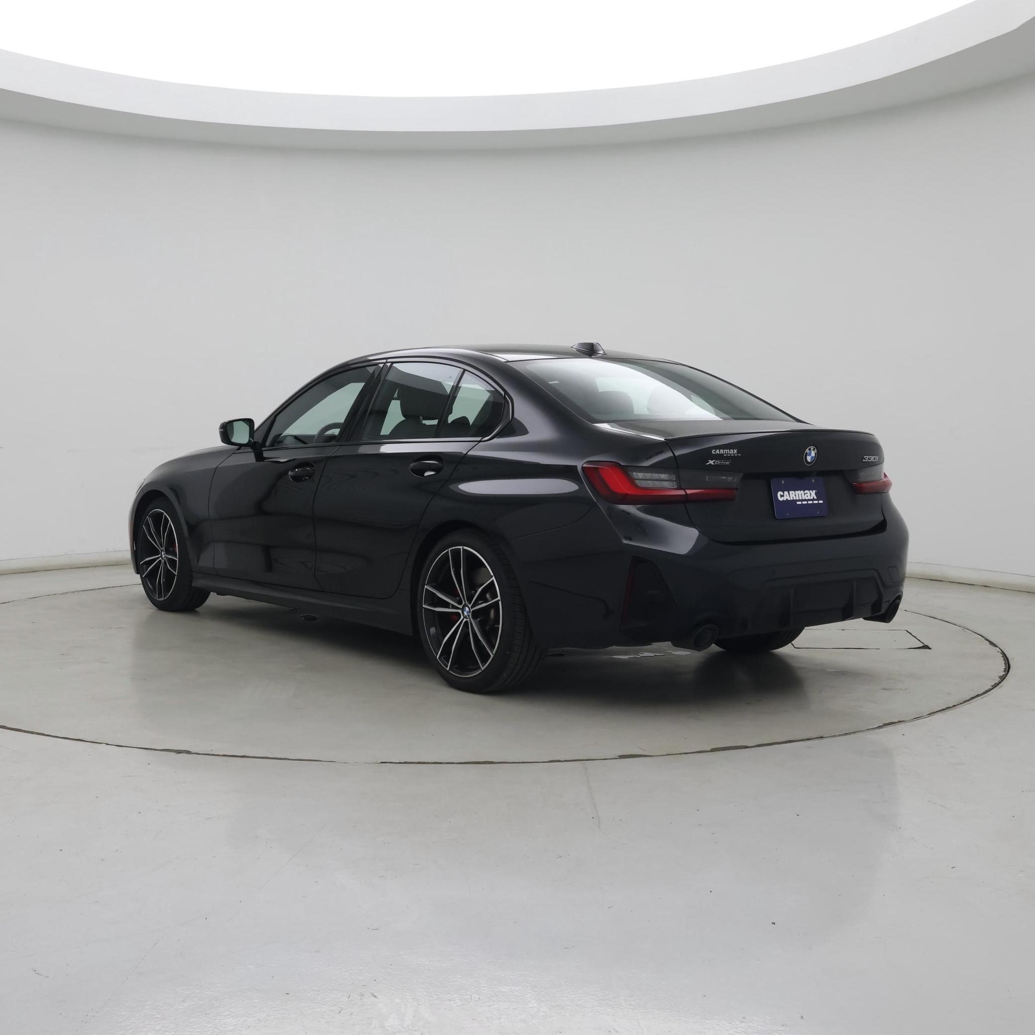 Thumbnail: 2023 BMW 3 Series - 2