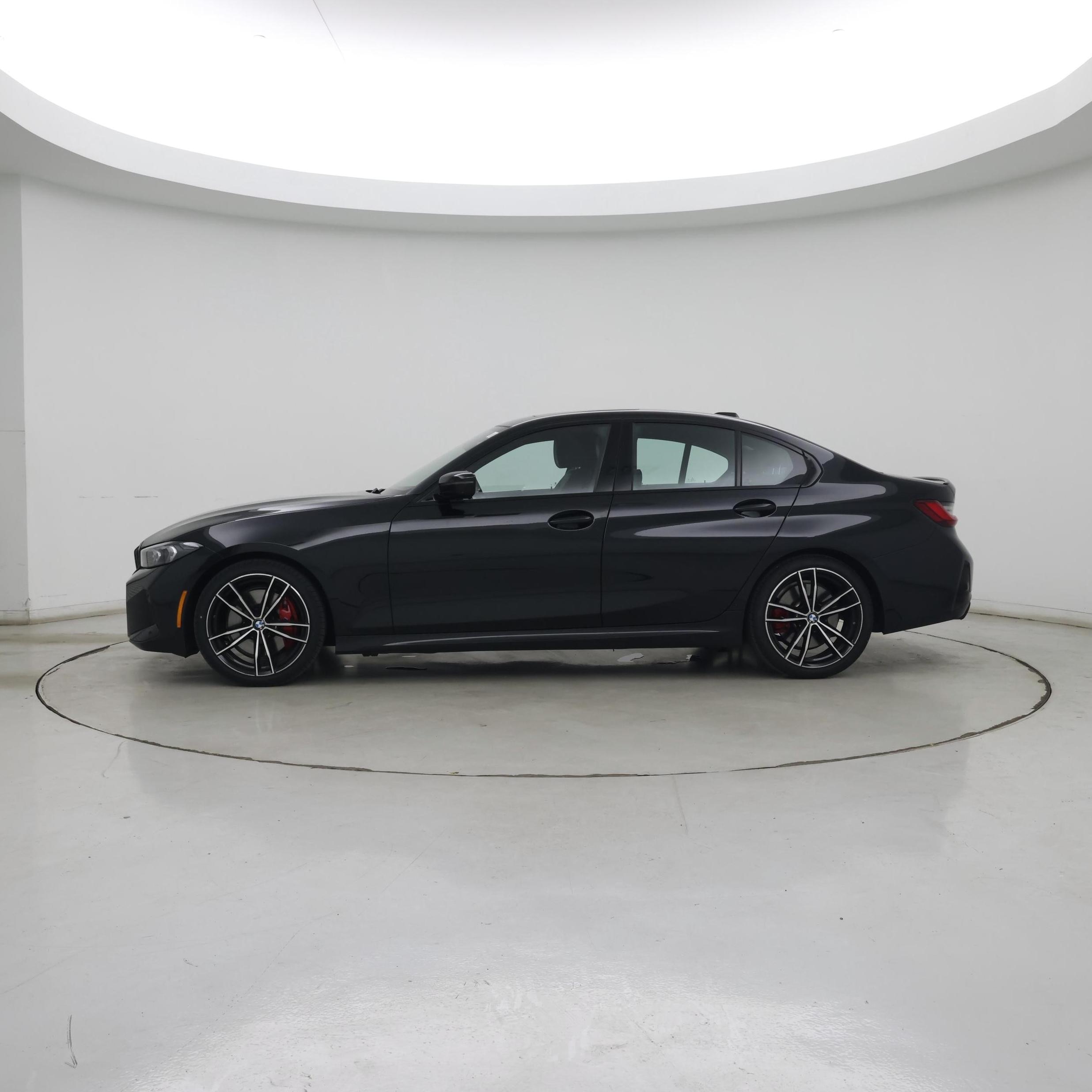 Thumbnail: 2023 BMW 3 Series - 3