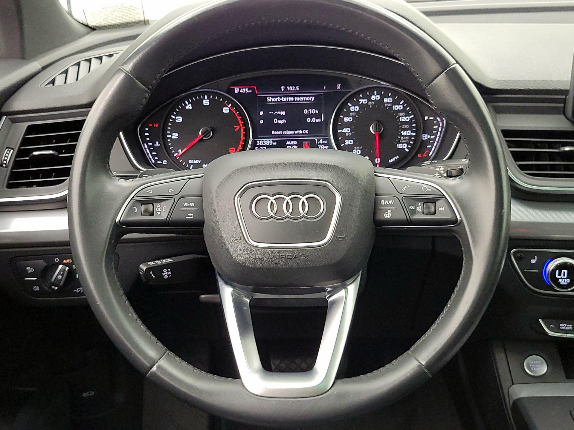 Thumbnail: 2020 Audi Q5 - 10
