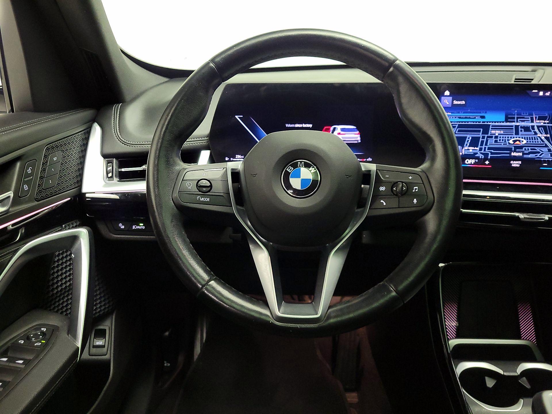 Thumbnail: 2023 BMW X1 - 10