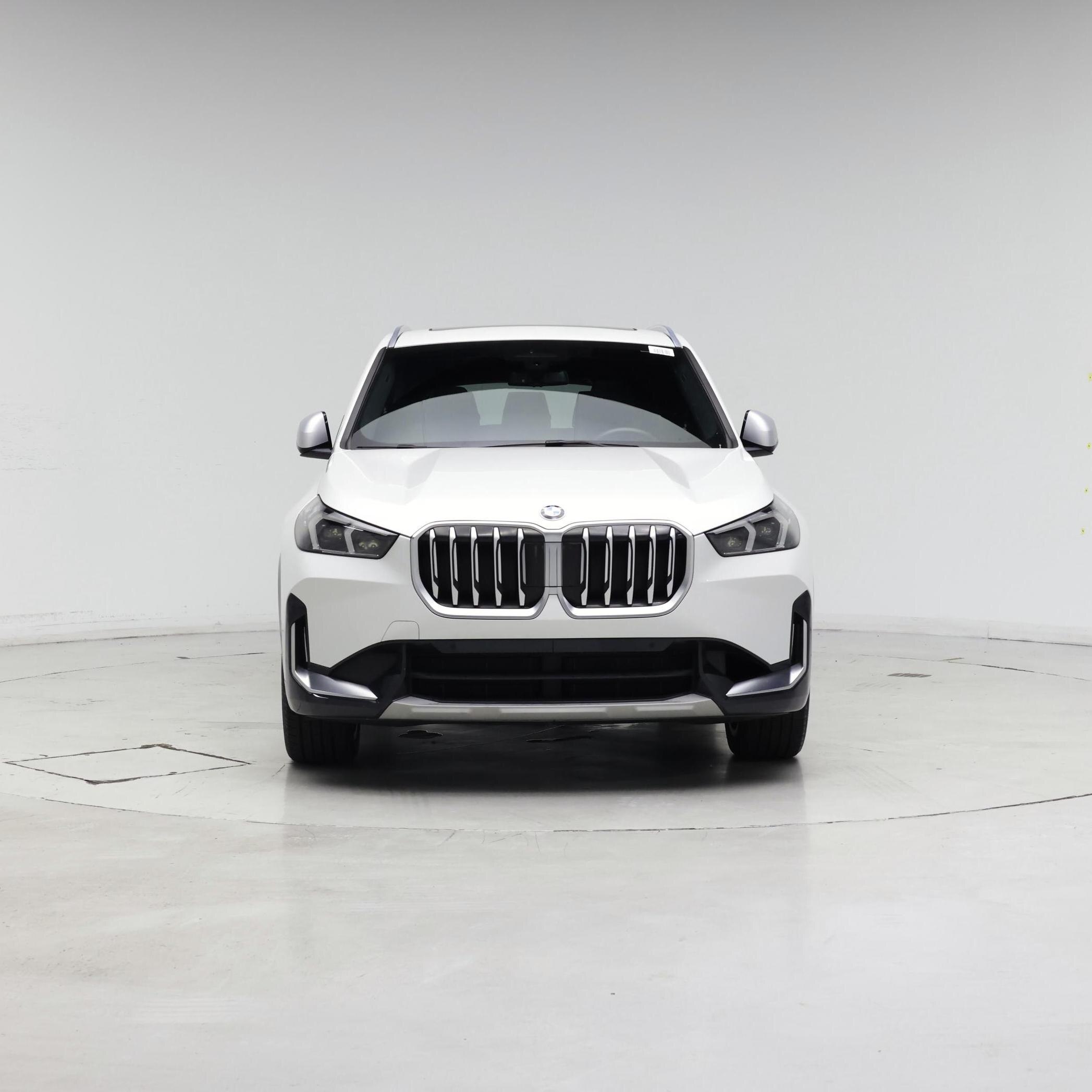 Thumbnail: 2023 BMW X1 - 5