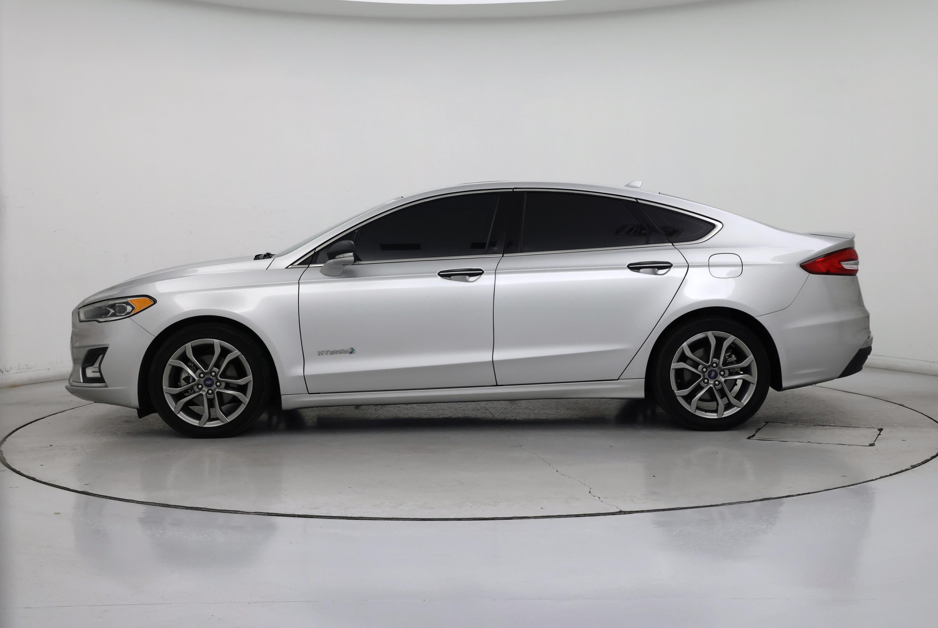 Thumbnail: 2019 Ford Fusion - 3