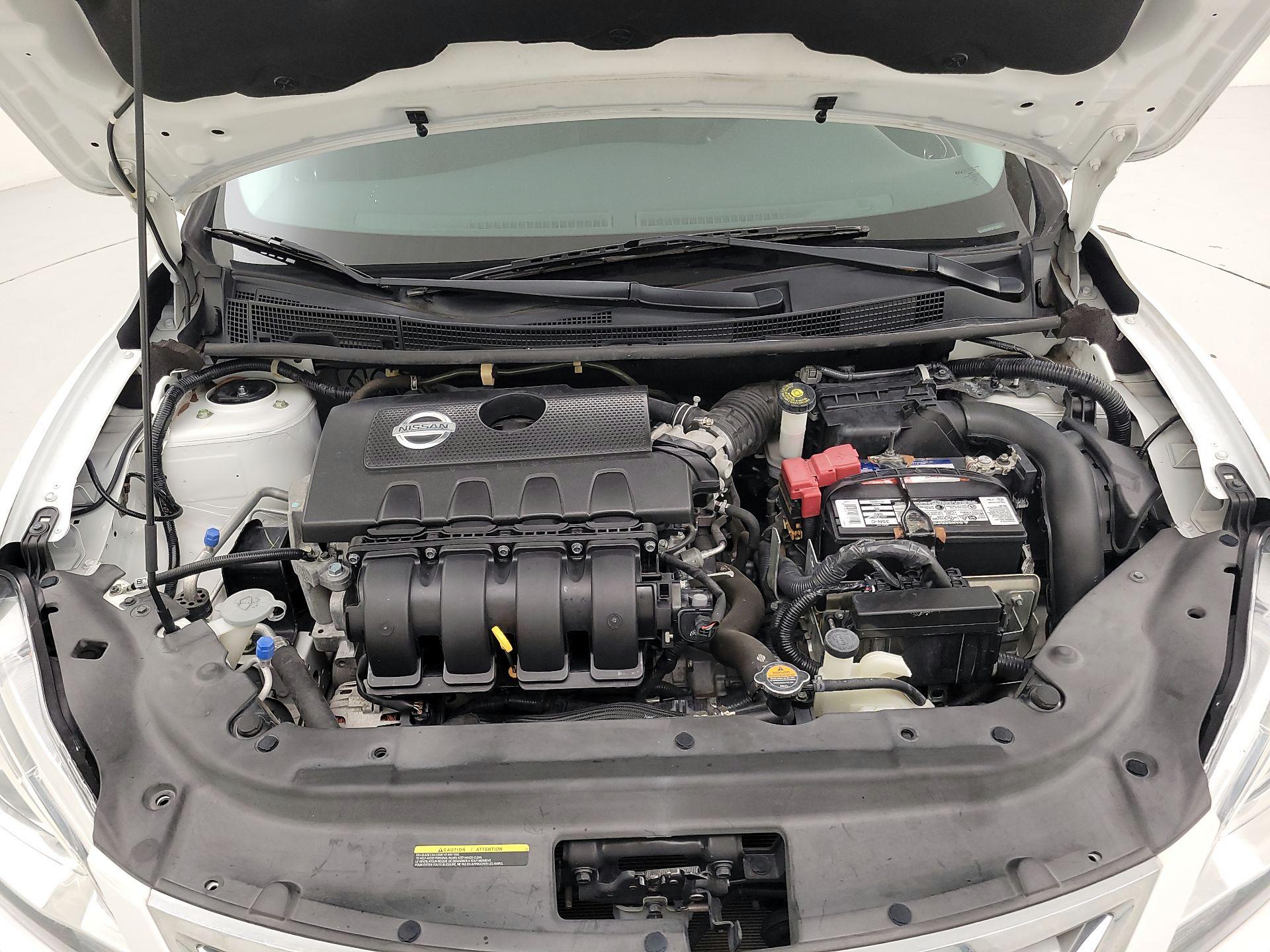 Thumbnail: 2015 Nissan Sentra - 20