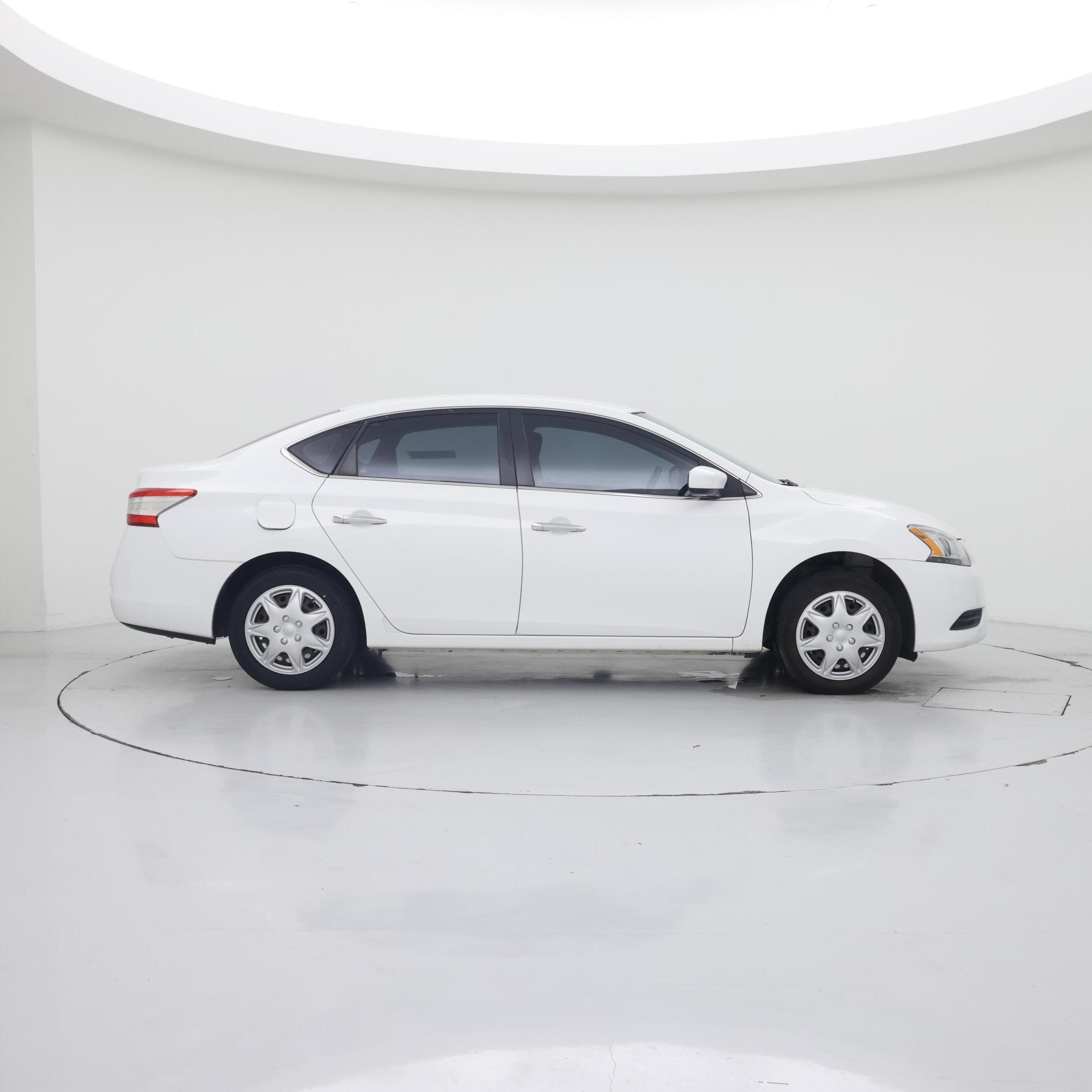 Thumbnail: 2015 Nissan Sentra - 7