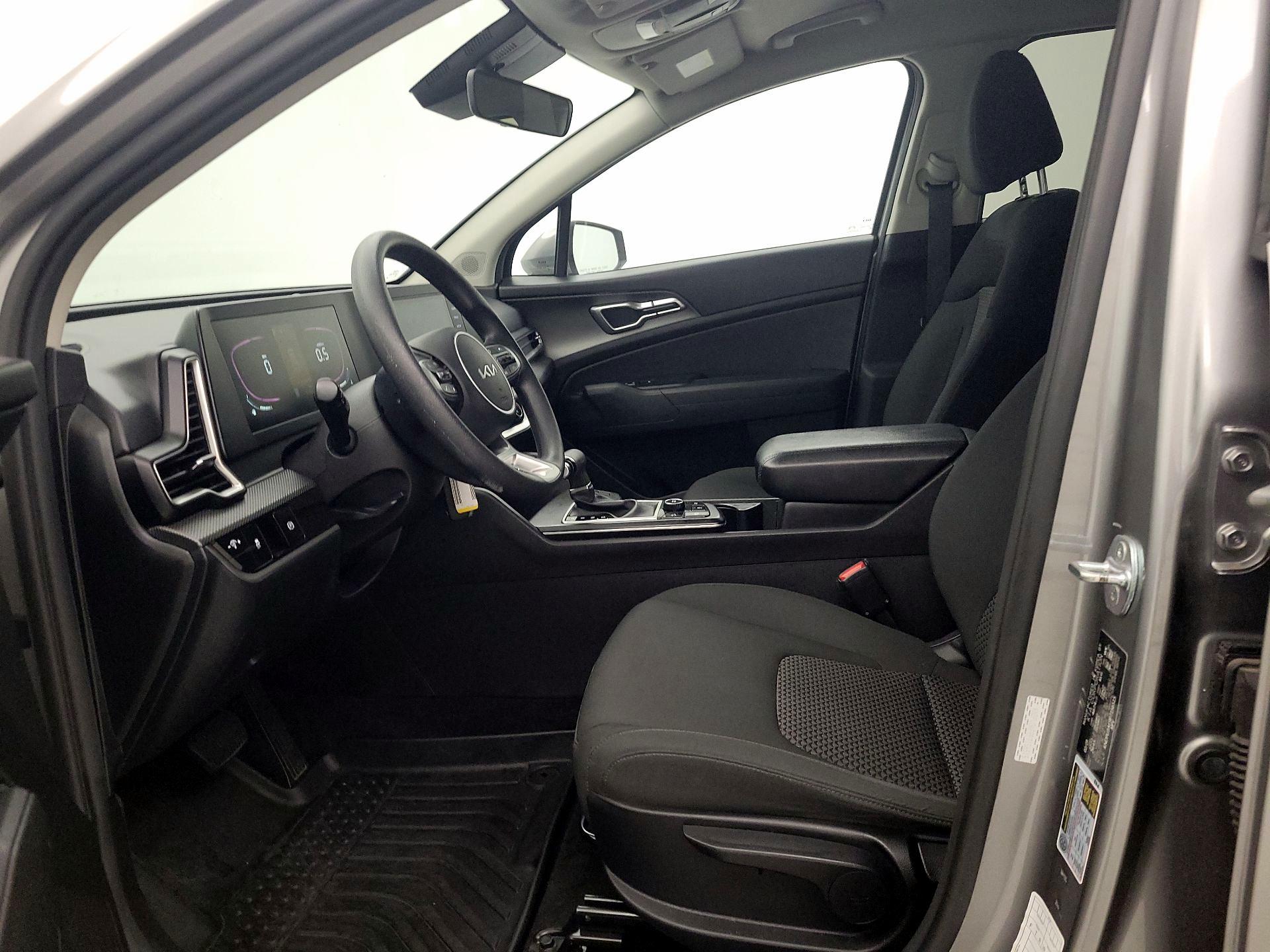 Thumbnail: 2023 Kia Sportage - 11