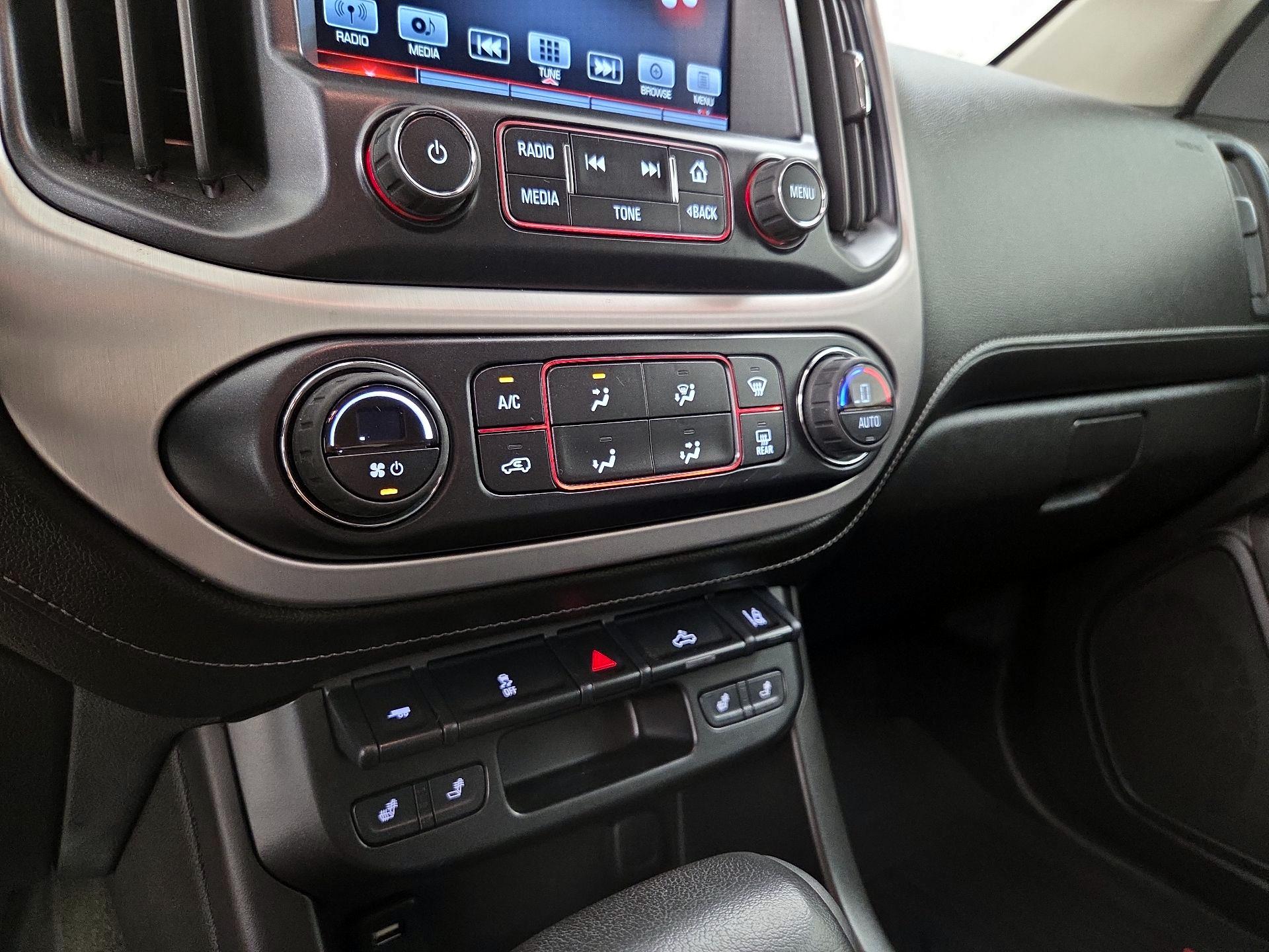 Thumbnail: 2016 GMC Canyon - 17