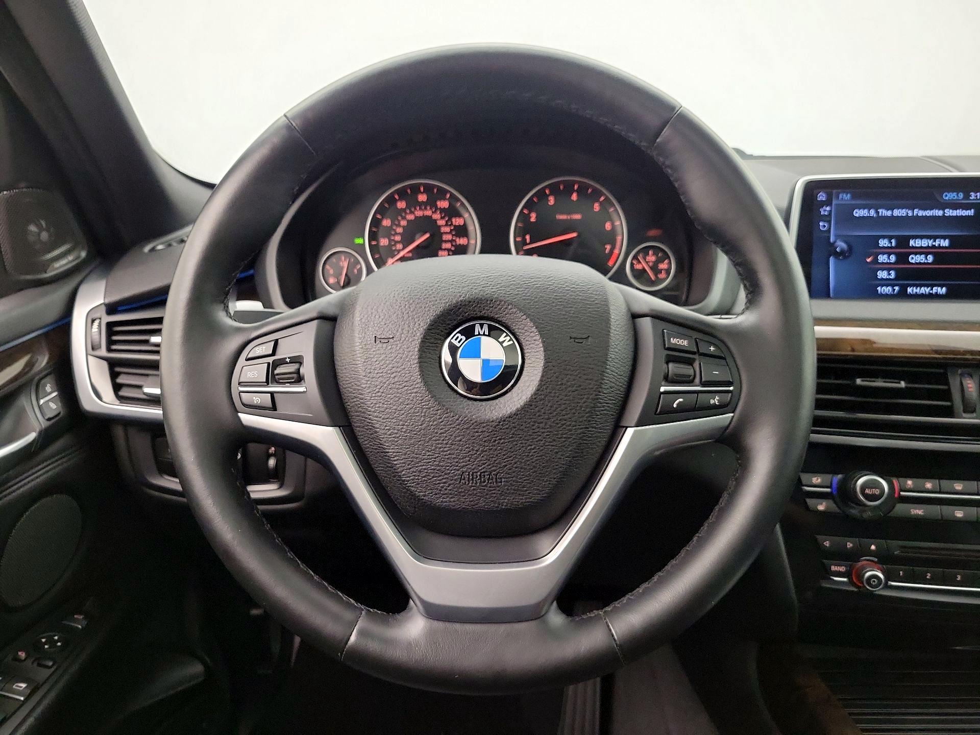 Thumbnail: 2017 BMW X5 - 10